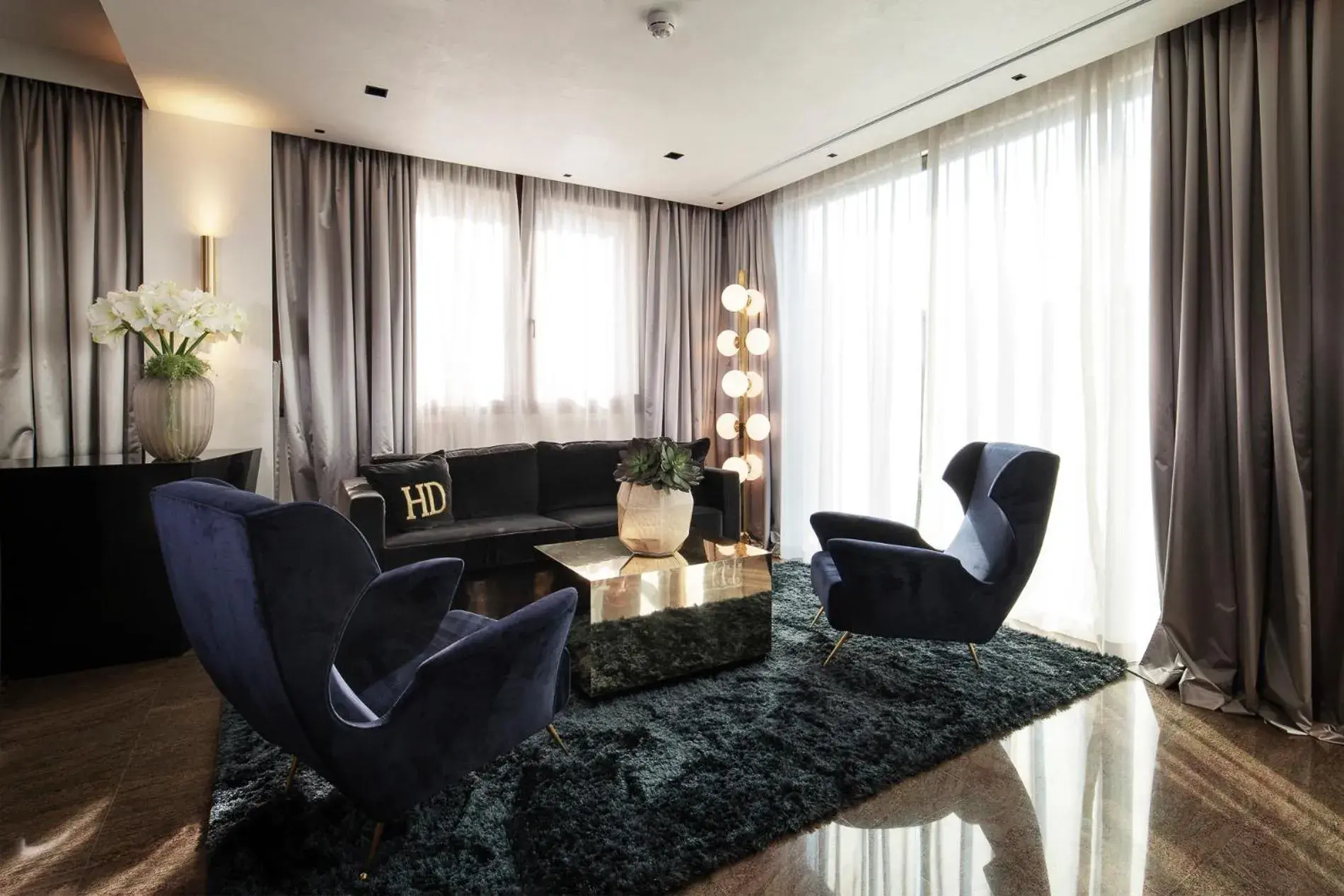 Lobby or reception in Hotel Doriguzzi Lobby or reception in Hotel Doriguzzi