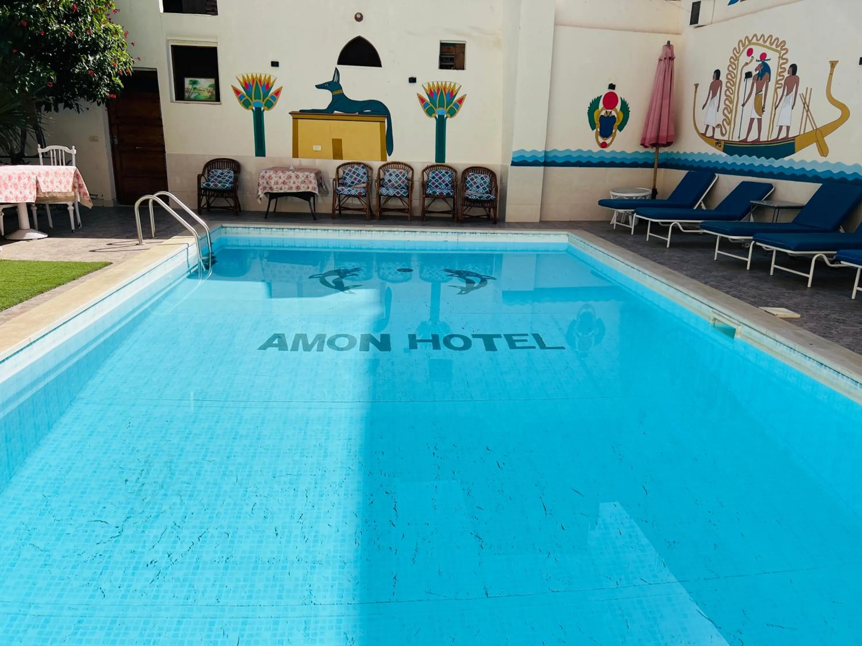 Swimming pool in Amon Hotel