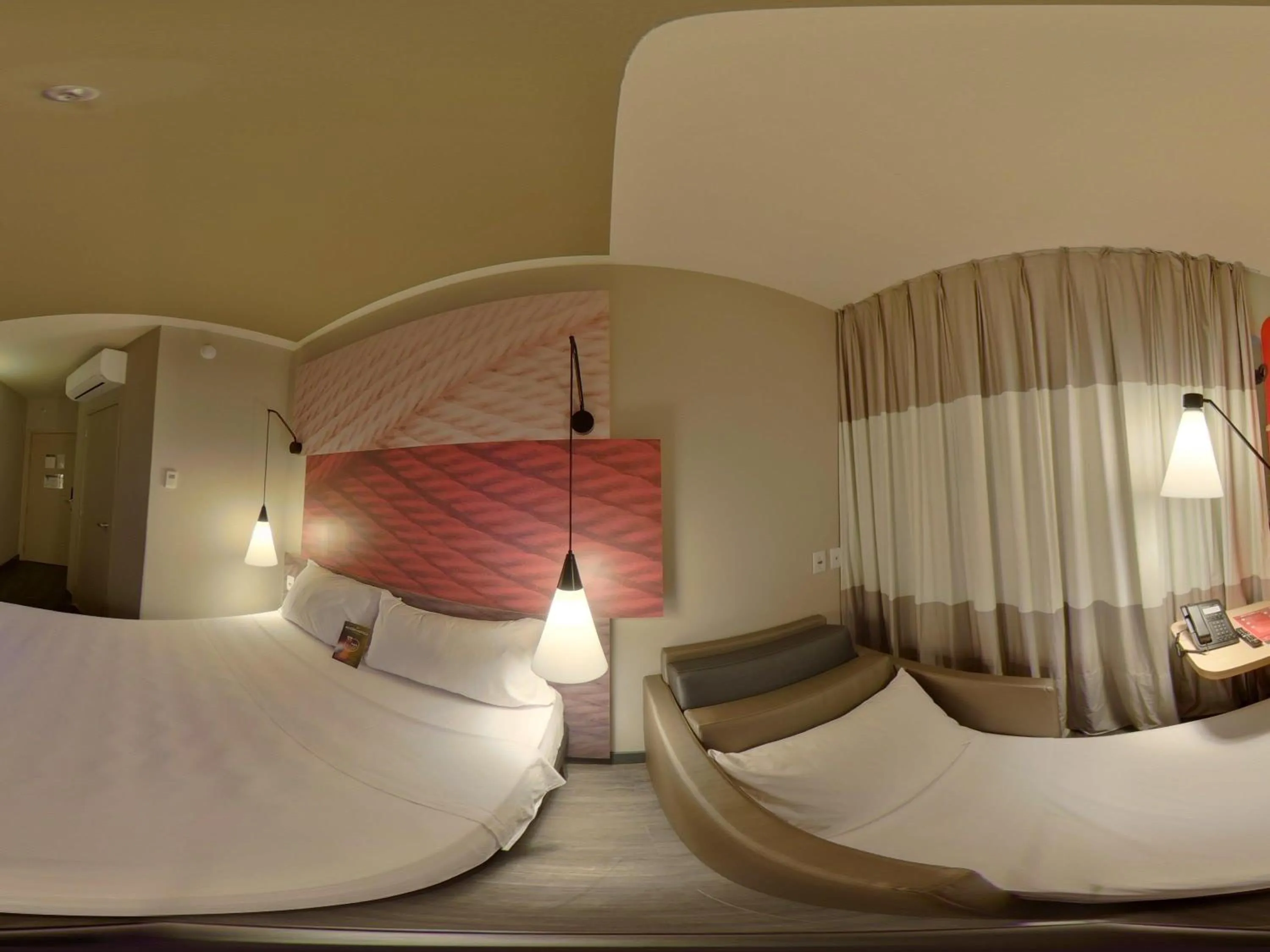 Bedroom, Bed in ibis Natal