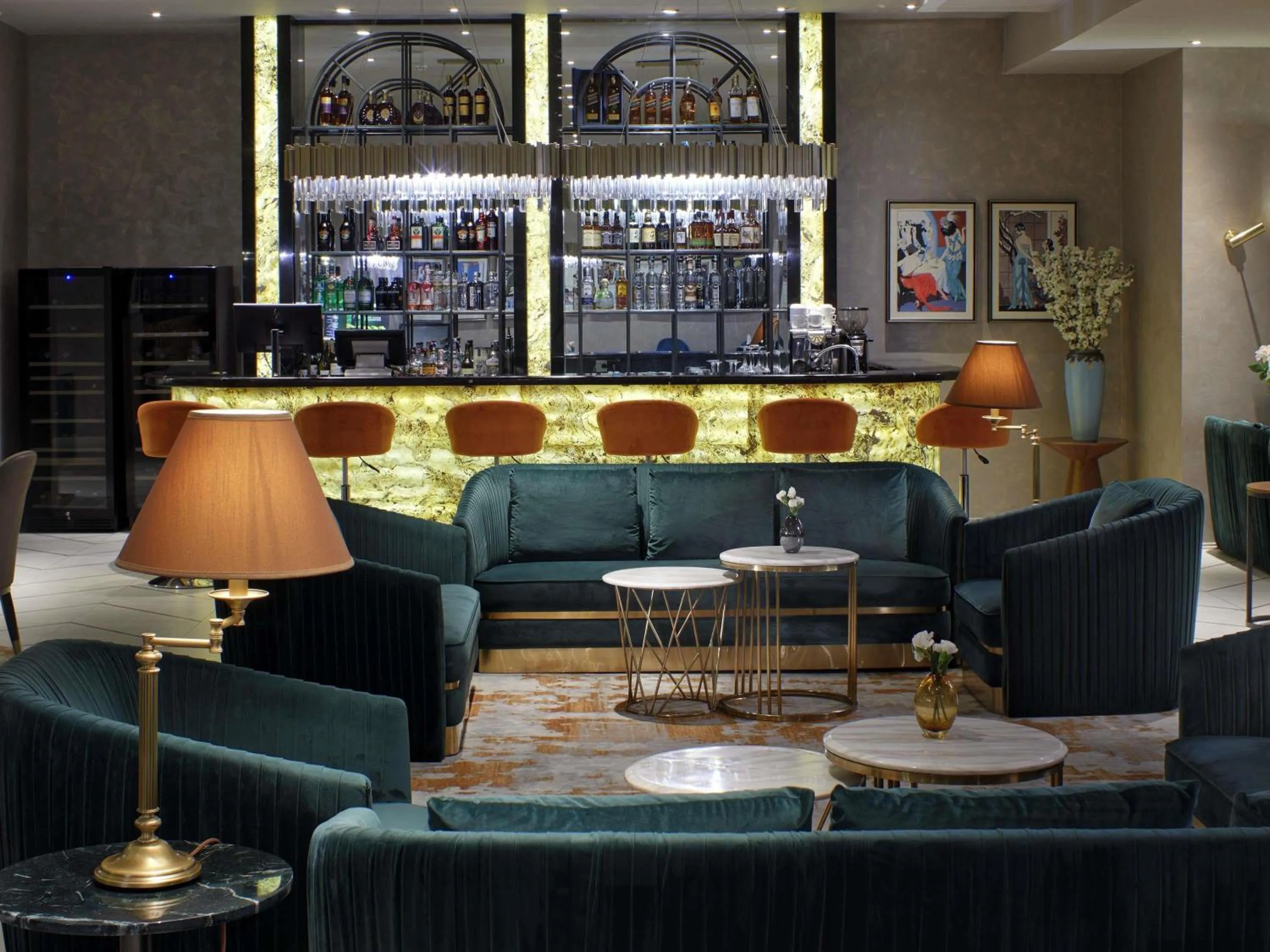 Lounge or bar in Novotel Ulaanbaatar