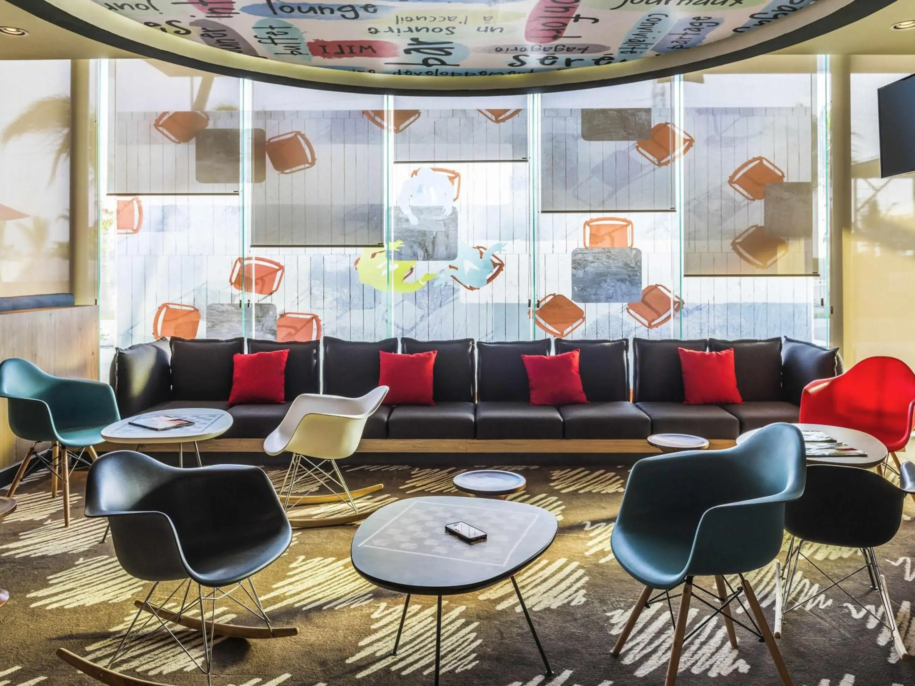 Property building in Ibis Mazatlan Marina Property building in Ibis Mazatlan Marina