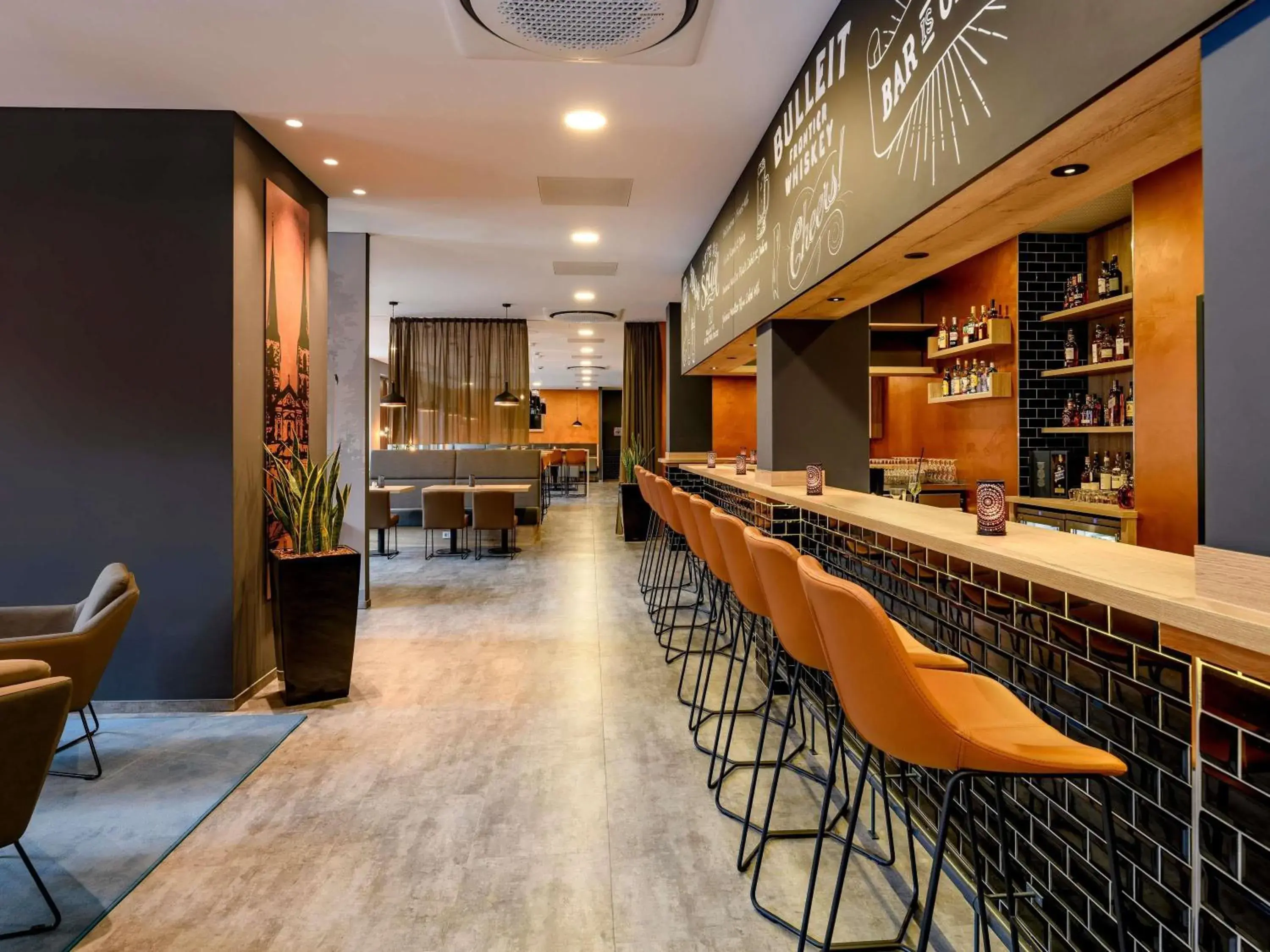 Lounge or bar in ibis Styles Bamberg Lounge or bar in ibis Styles Bamberg