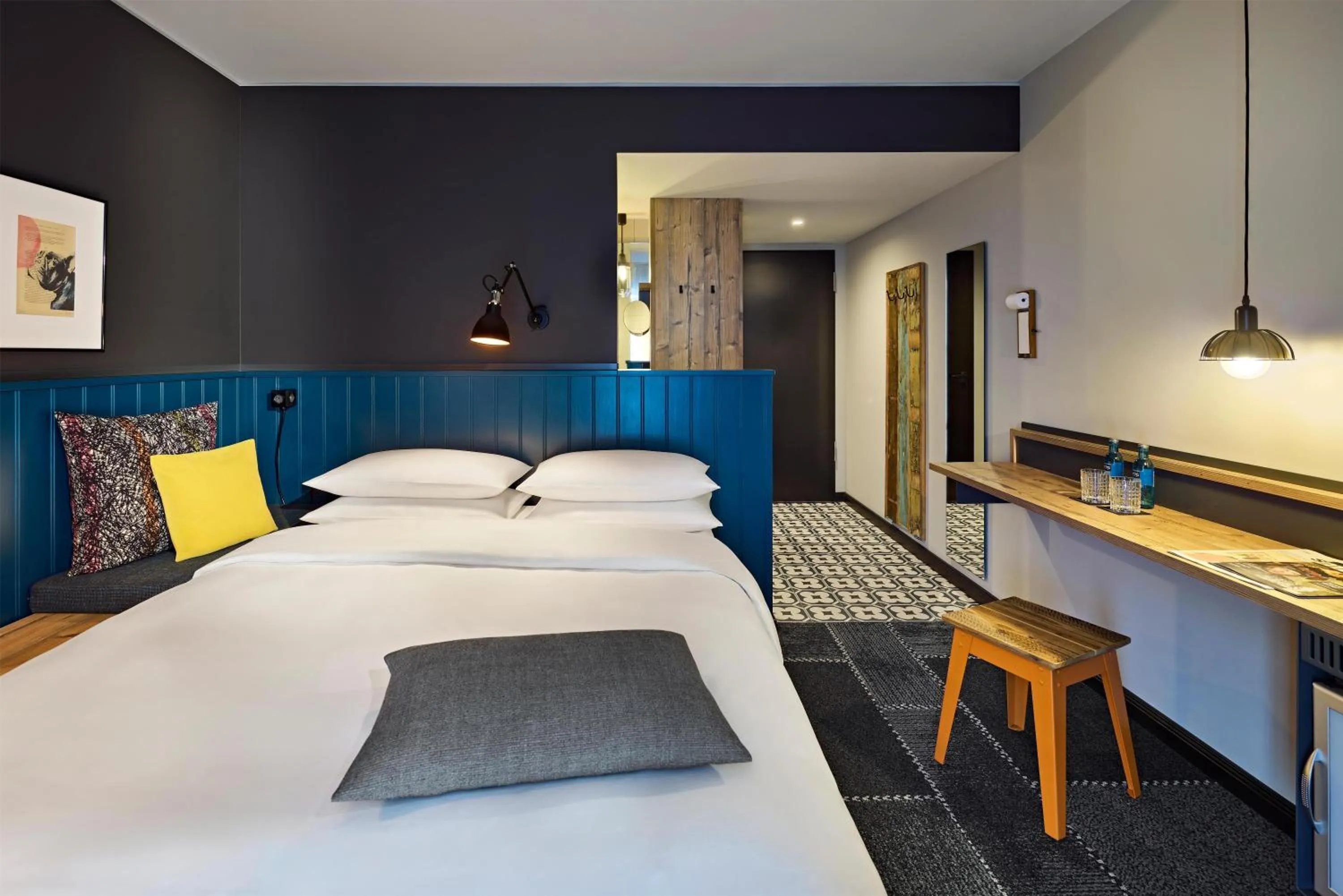 Bedroom, Bed in Me and All Hotel Mainz, by Hyatt