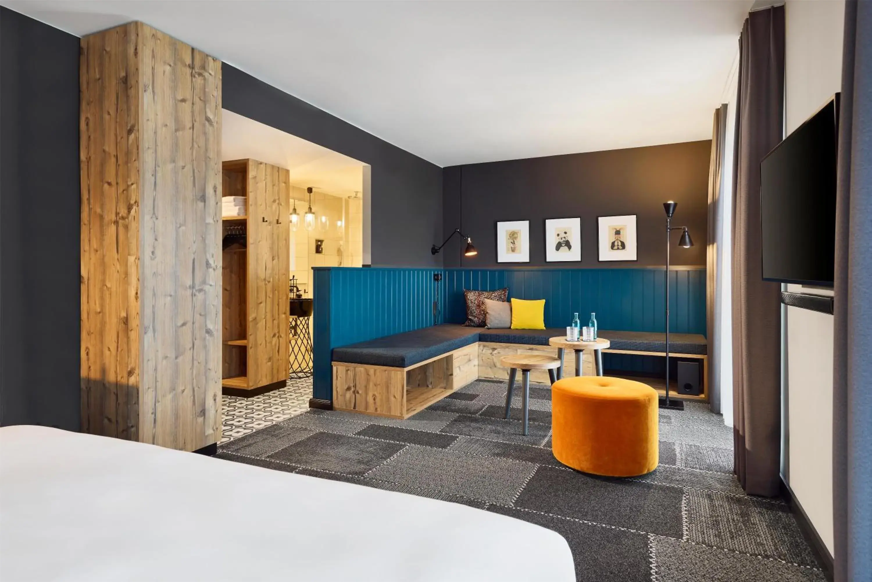 Bedroom, Bed in Me and All Hotel Mainz, by Hyatt Bedroom, Bed in Me and All Hotel Mainz, by Hyatt