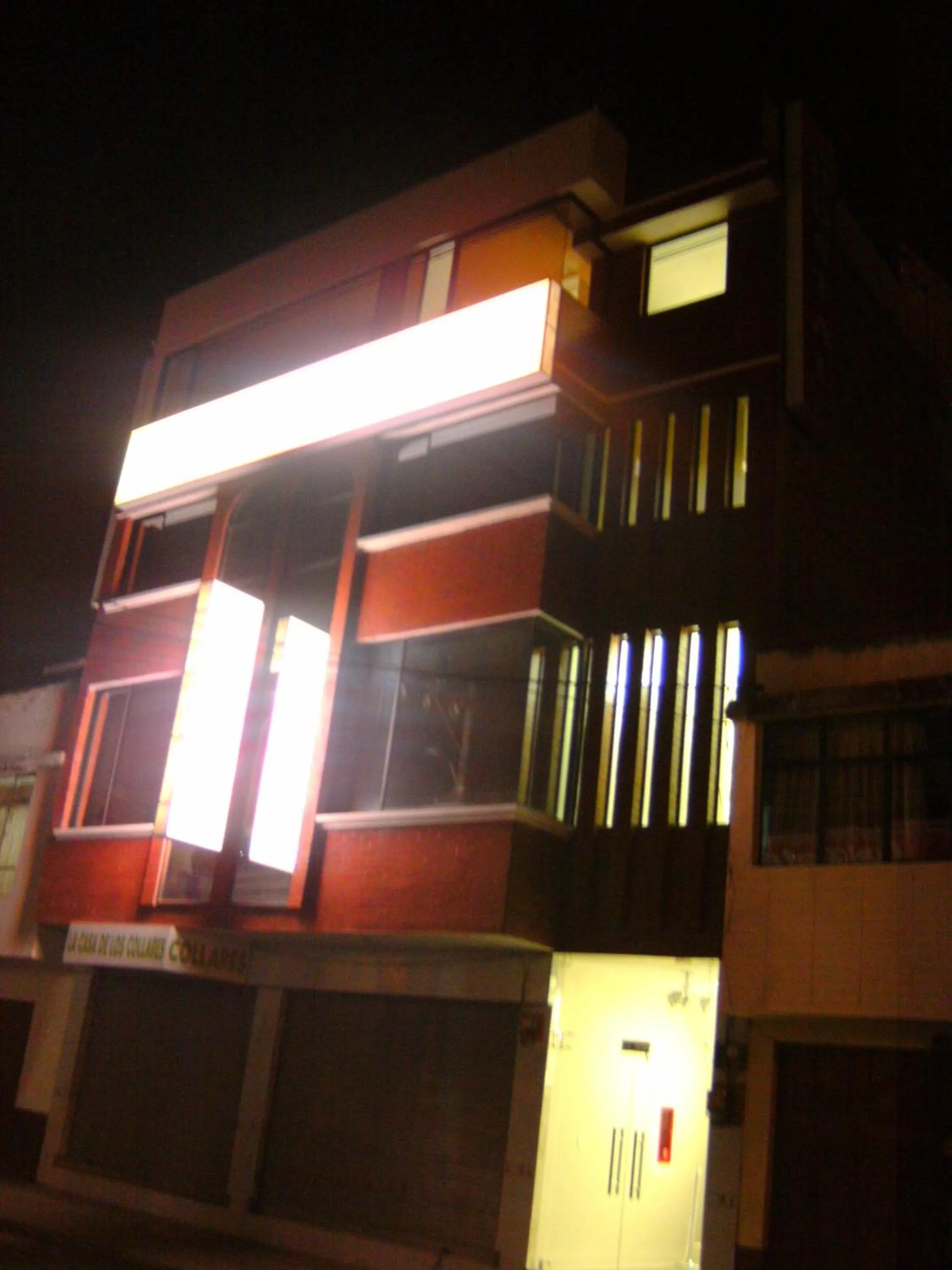 Facade/entrance in Hostal Fevilamir