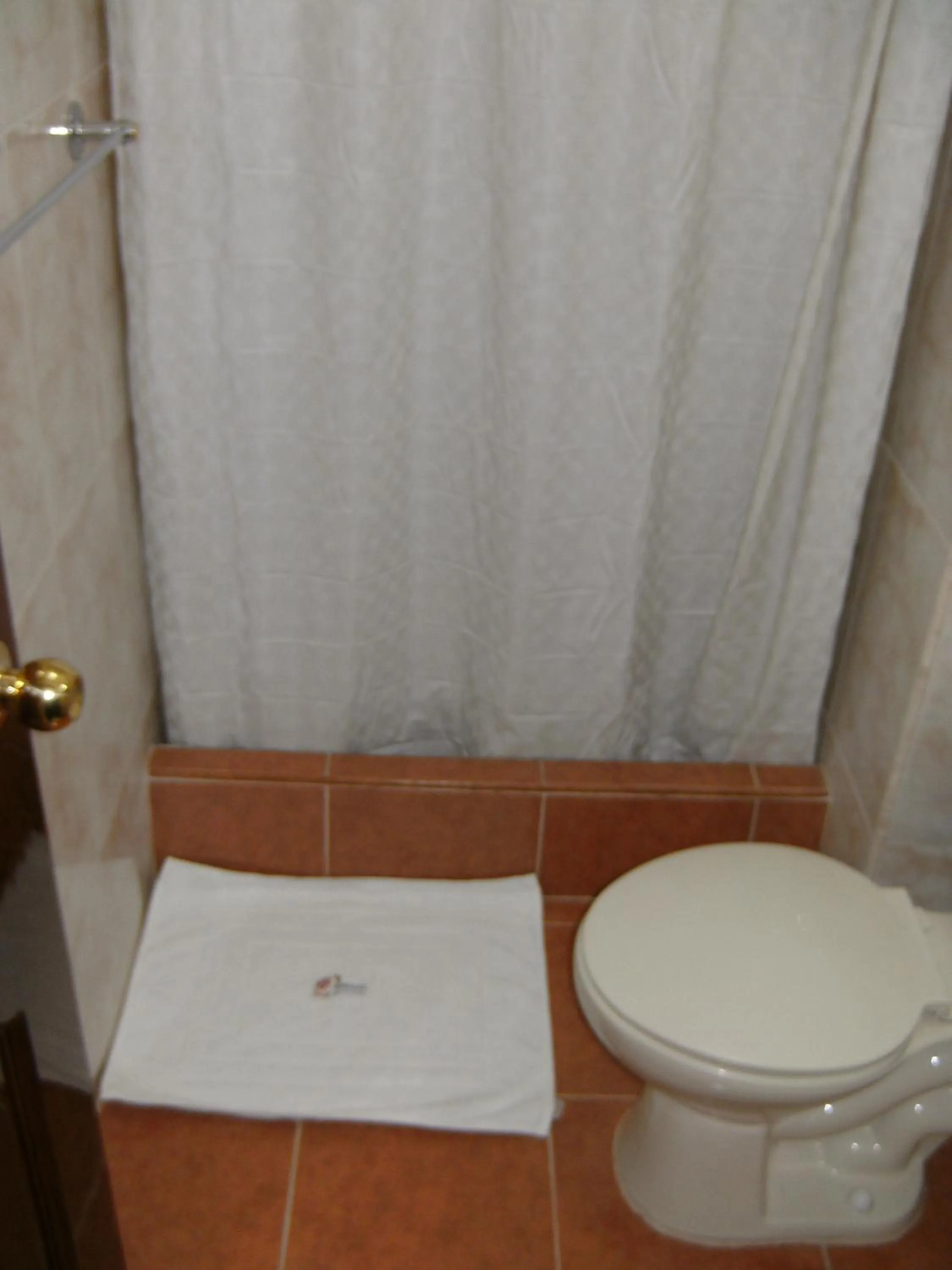 Toilet in Hostal Fevilamir