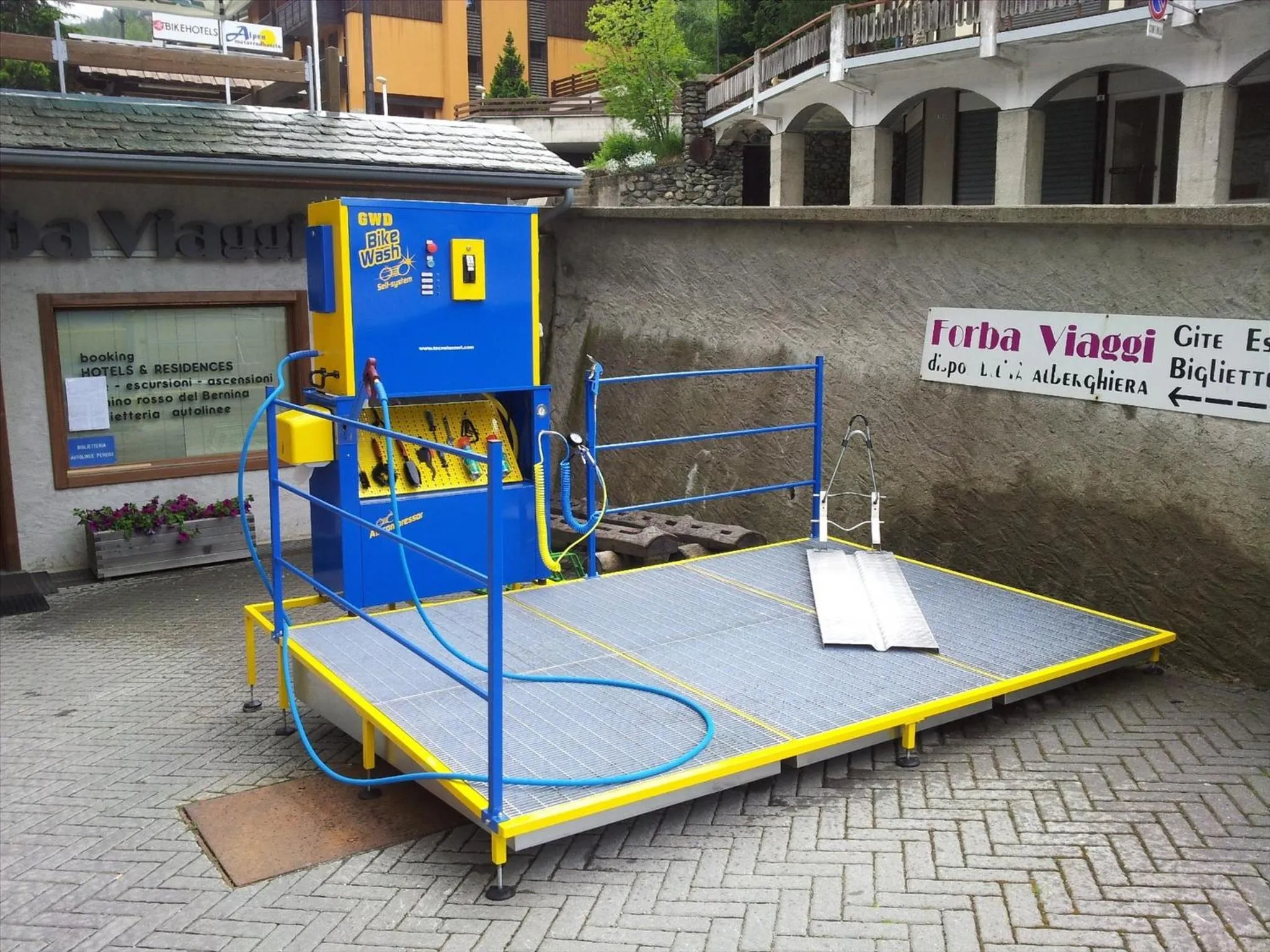 Area and facilities in Hotel Sport