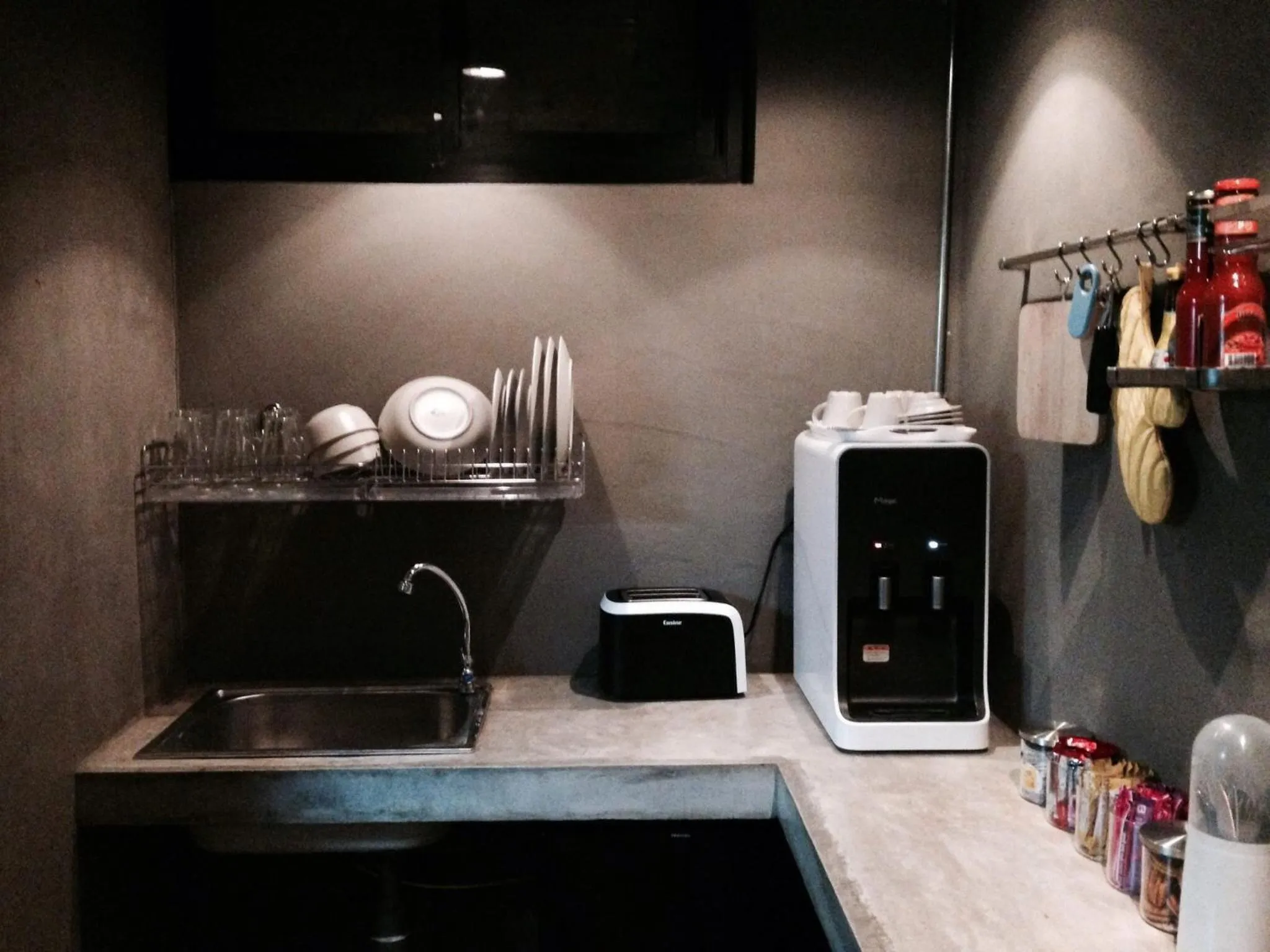 Area and facilities in Yaksa Private