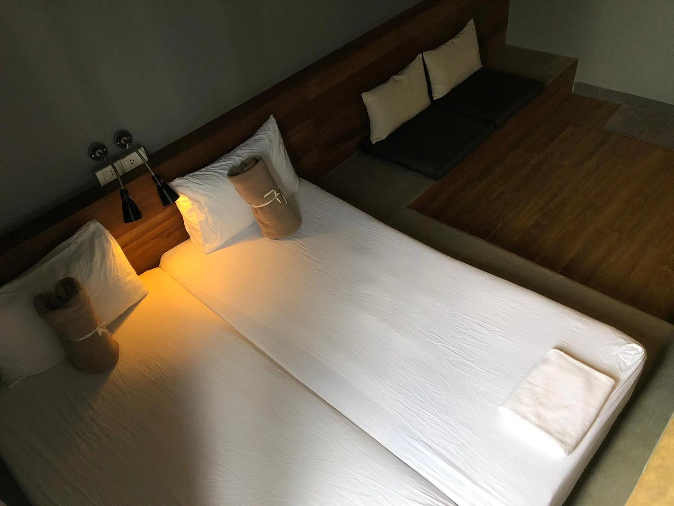 Bed in Yaksa Private