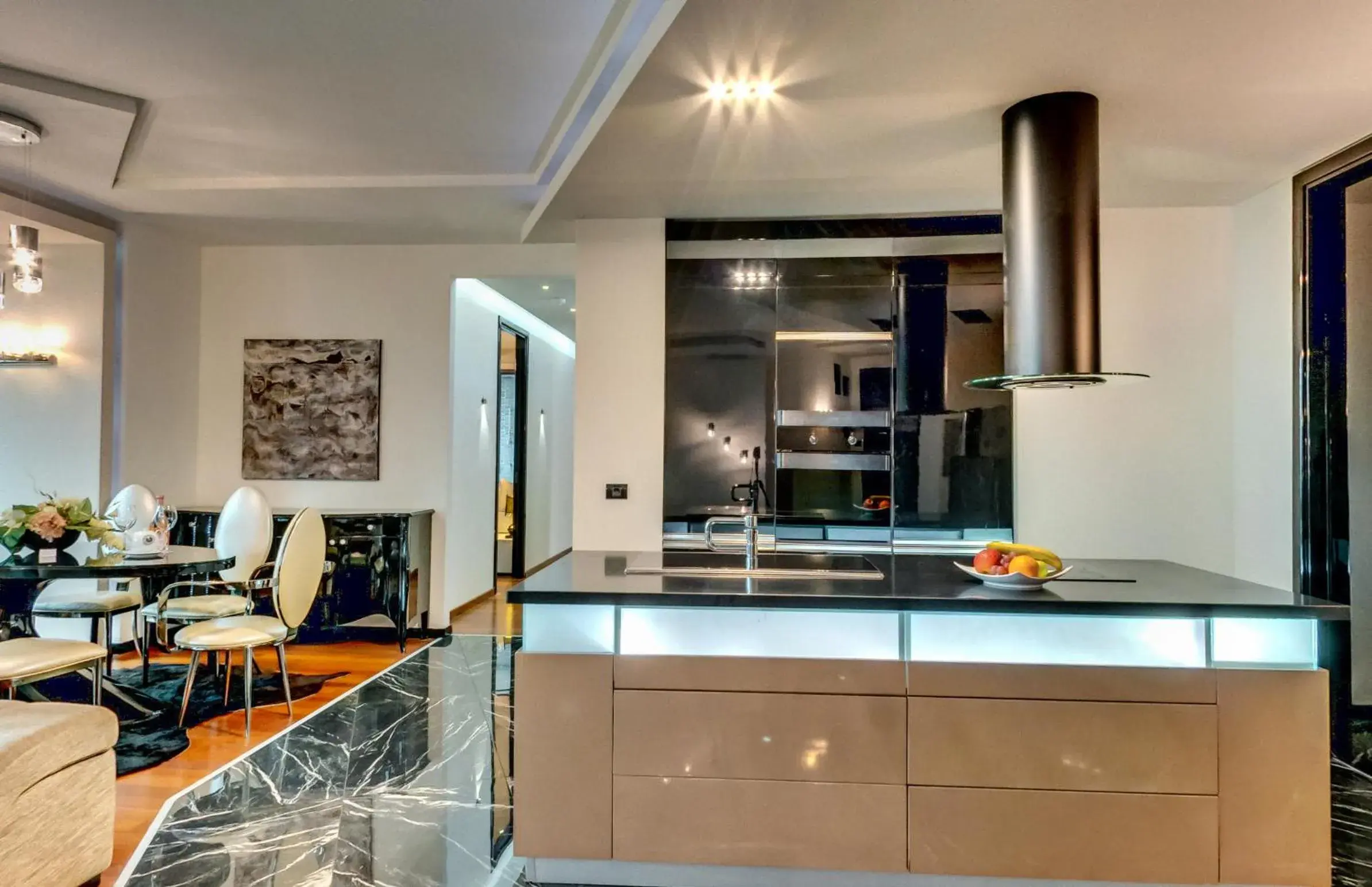 Three-Bedroom Apartment in Hotel Emirates Three-Bedroom Apartment in Hotel Emirates