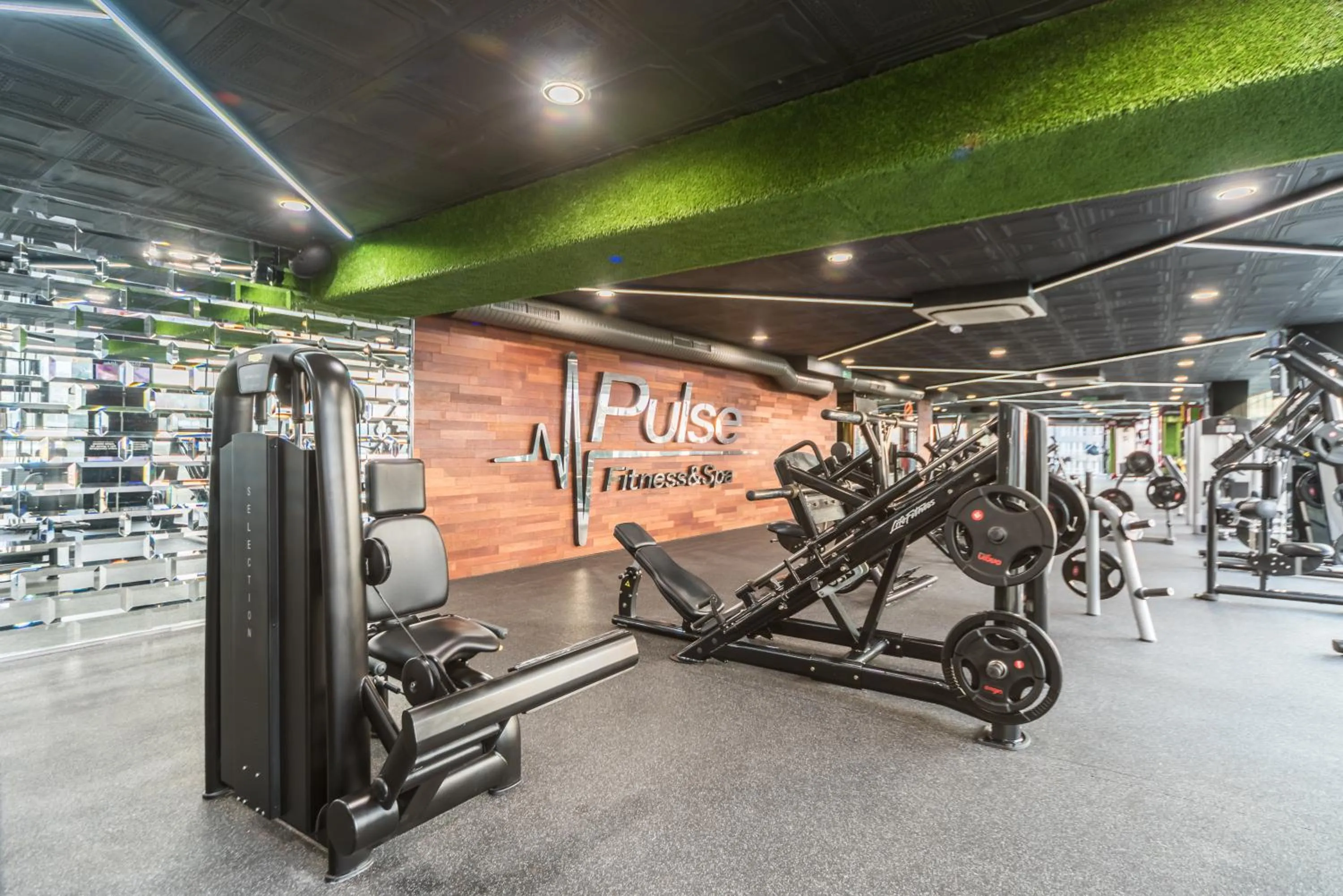Fitness centre/facilities in Hotel Emirates