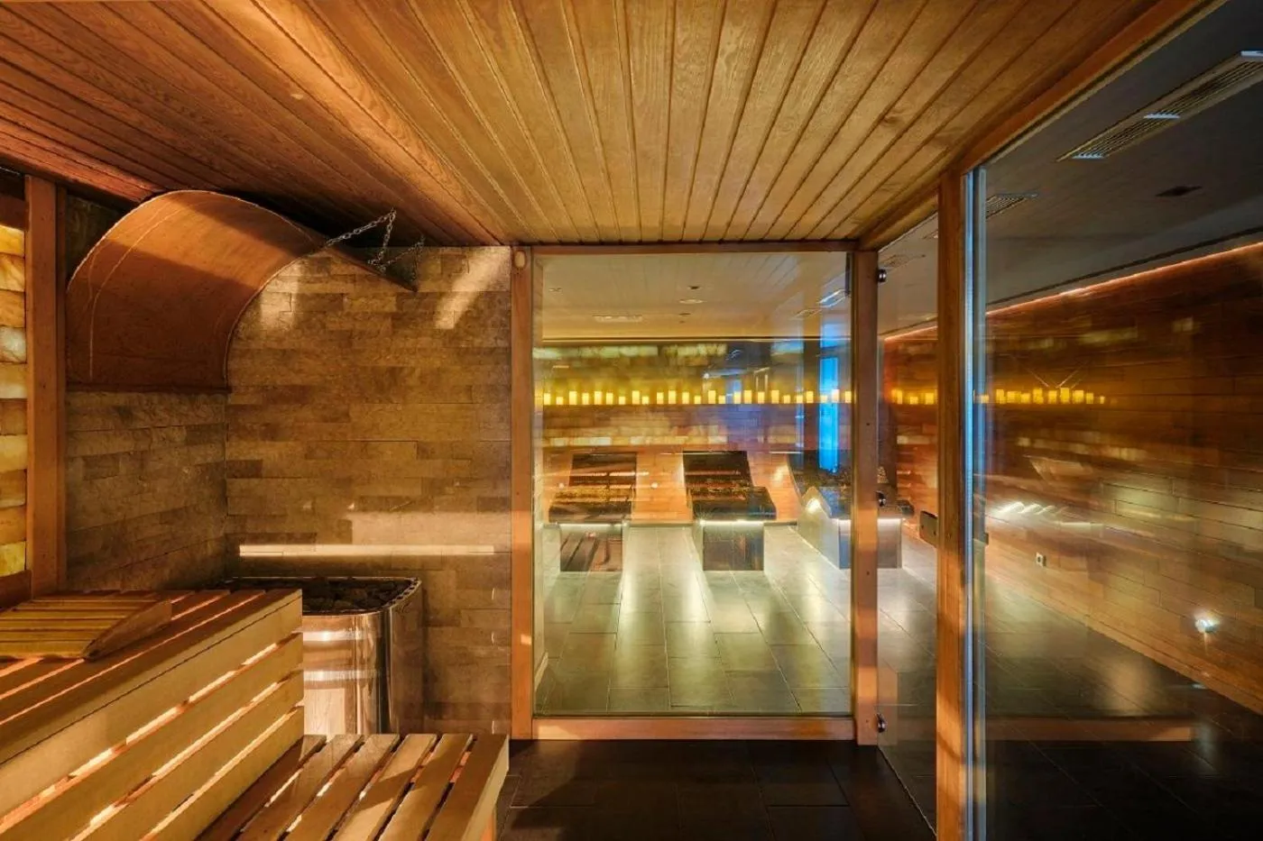 Sauna in Hotel Emirates