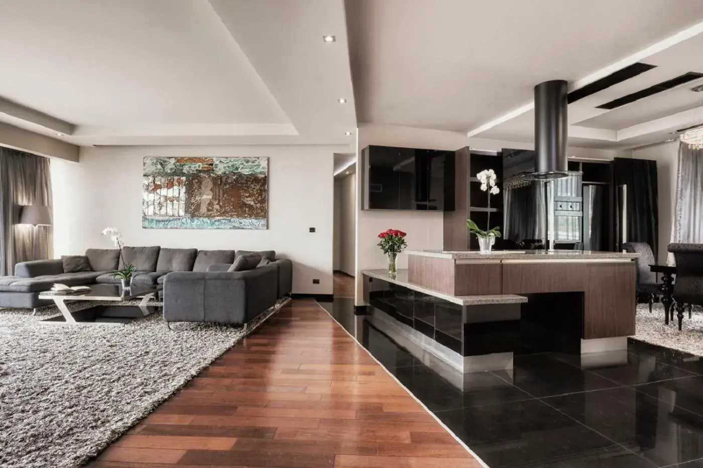 Two-Bedroom Apartment in Hotel Emirates Two-Bedroom Apartment in Hotel Emirates