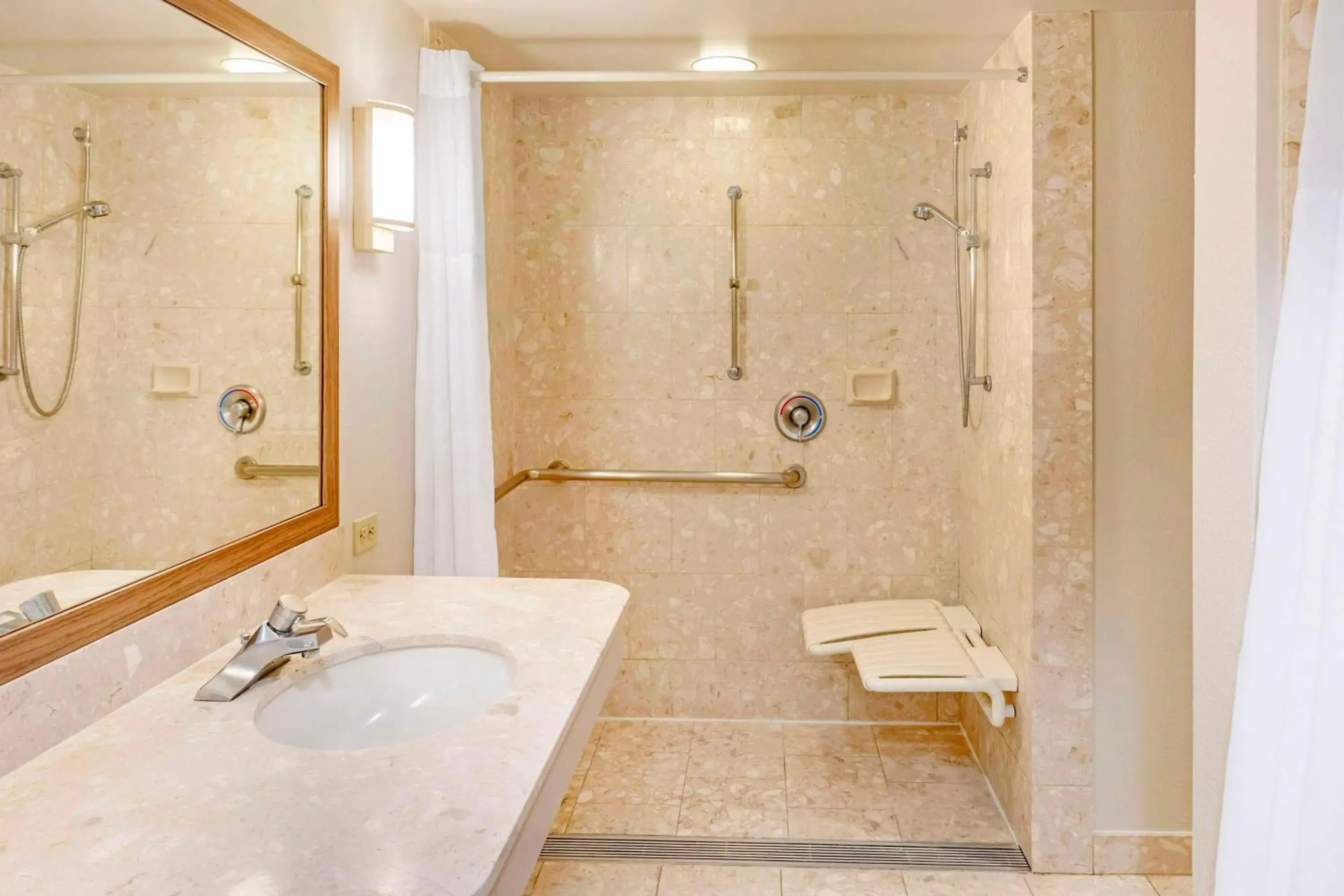 Bathroom in Hilton Grand Vacations Club Ocean Tower Waikoloa Village Bathroom in Hilton Grand Vacations Club Ocean Tower Waikoloa Village