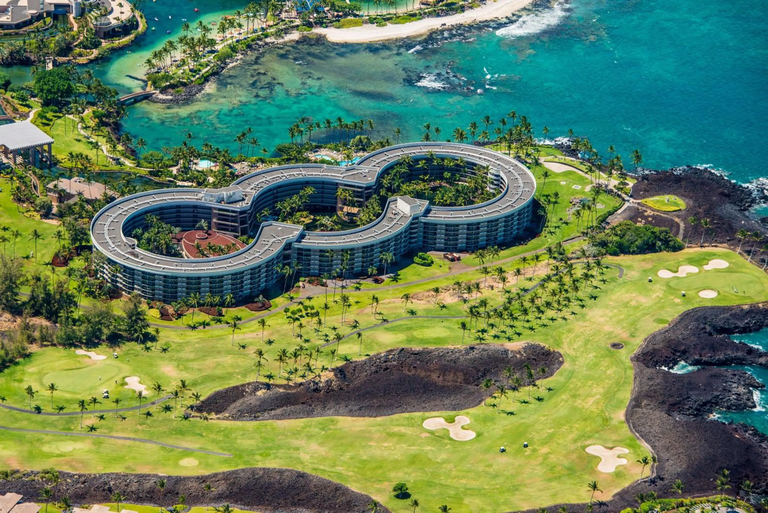 Property building in Hilton Grand Vacations Club Ocean Tower Waikoloa Village