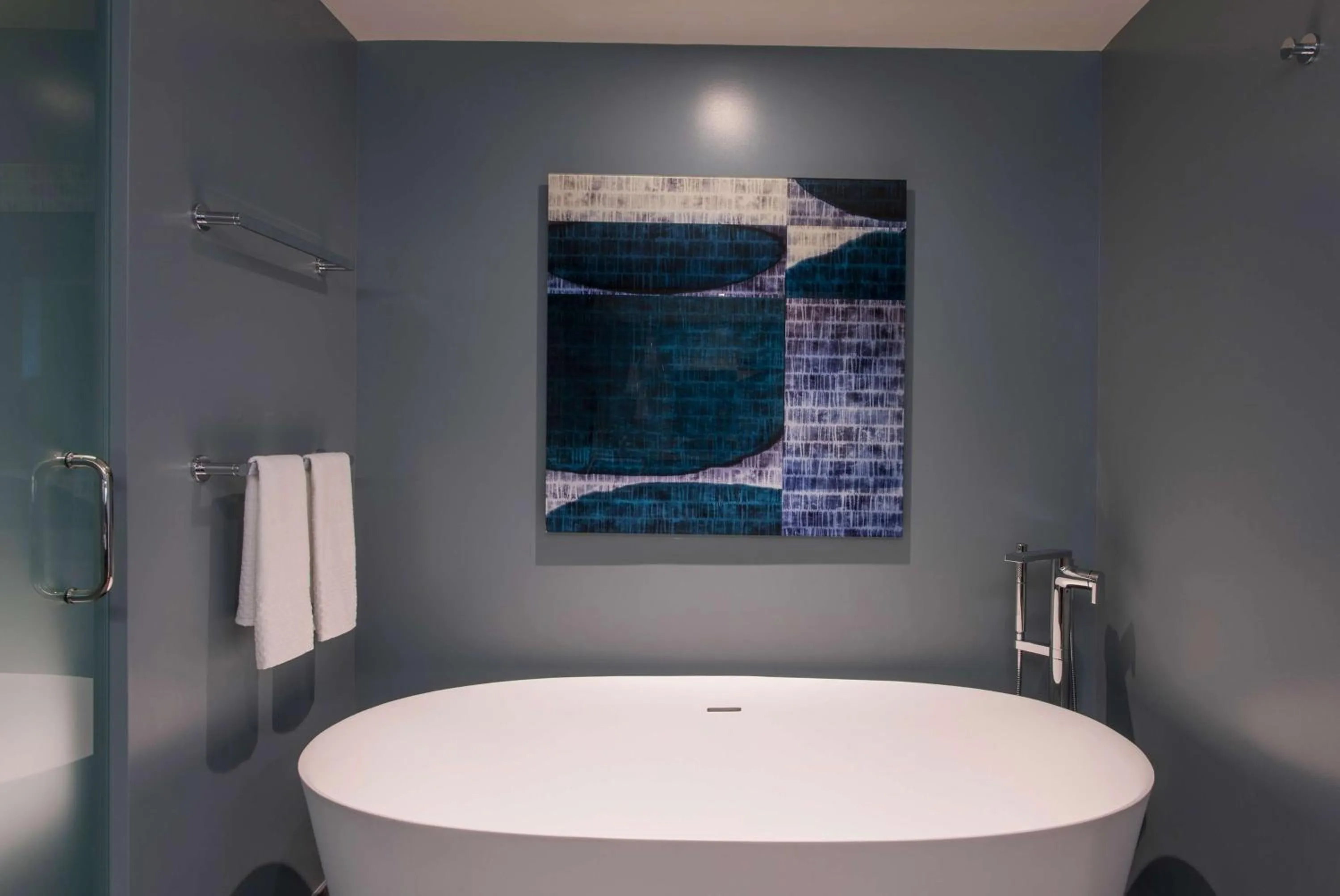 Bathroom in Hilton Grand Vacations Club Ocean Tower Waikoloa Village