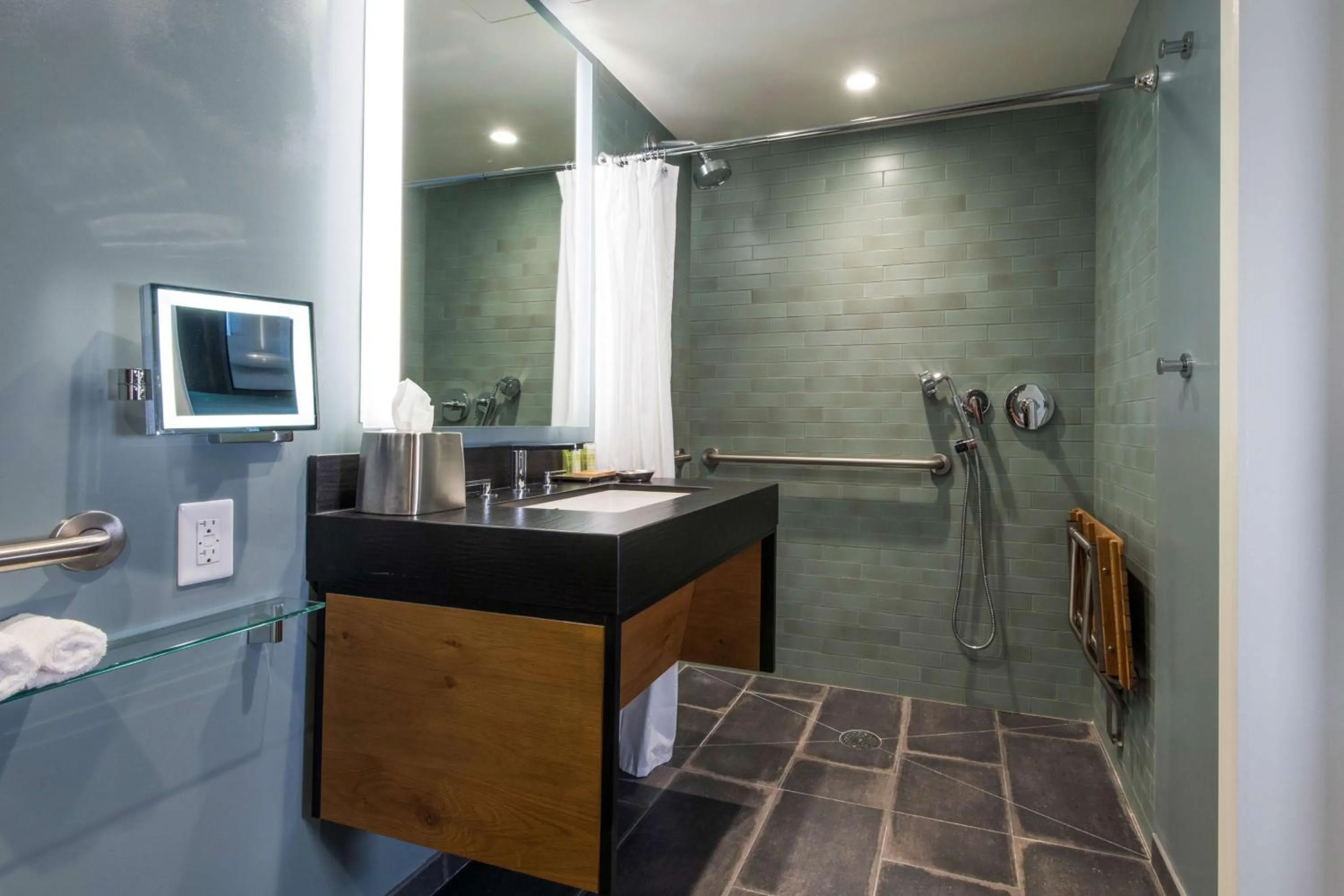 Bathroom in Hilton Grand Vacations Club Ocean Tower Waikoloa Village