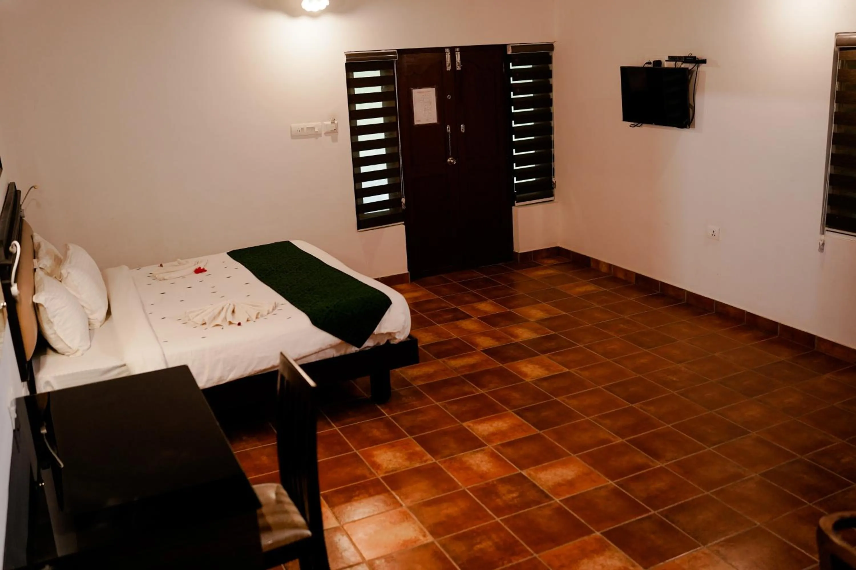 MARARI BEACH PALACE