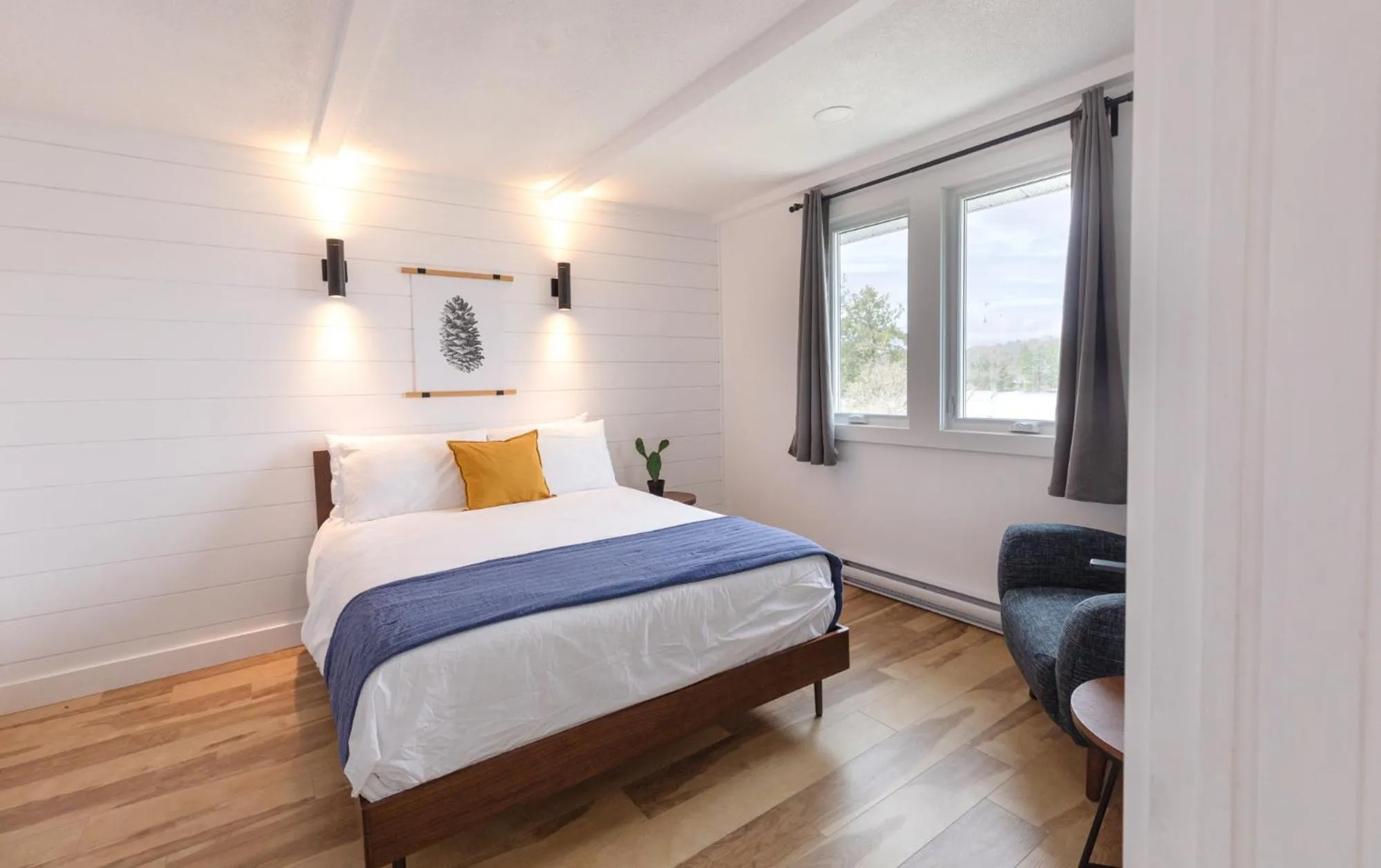 Bed in Bonnie View Inn