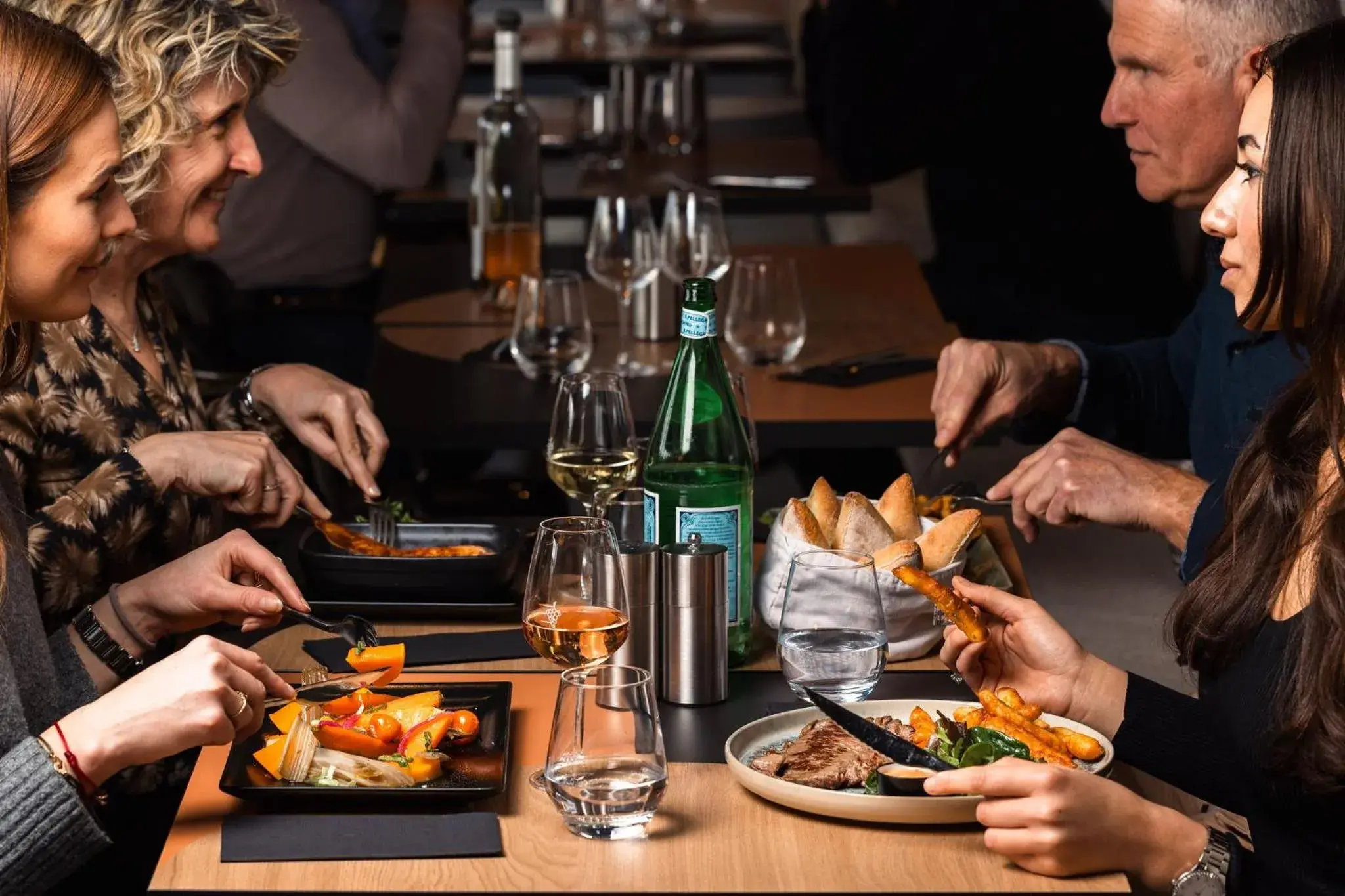 Restaurant/places to eat in ibis Valence Sud Restaurant/places to eat in ibis Valence Sud