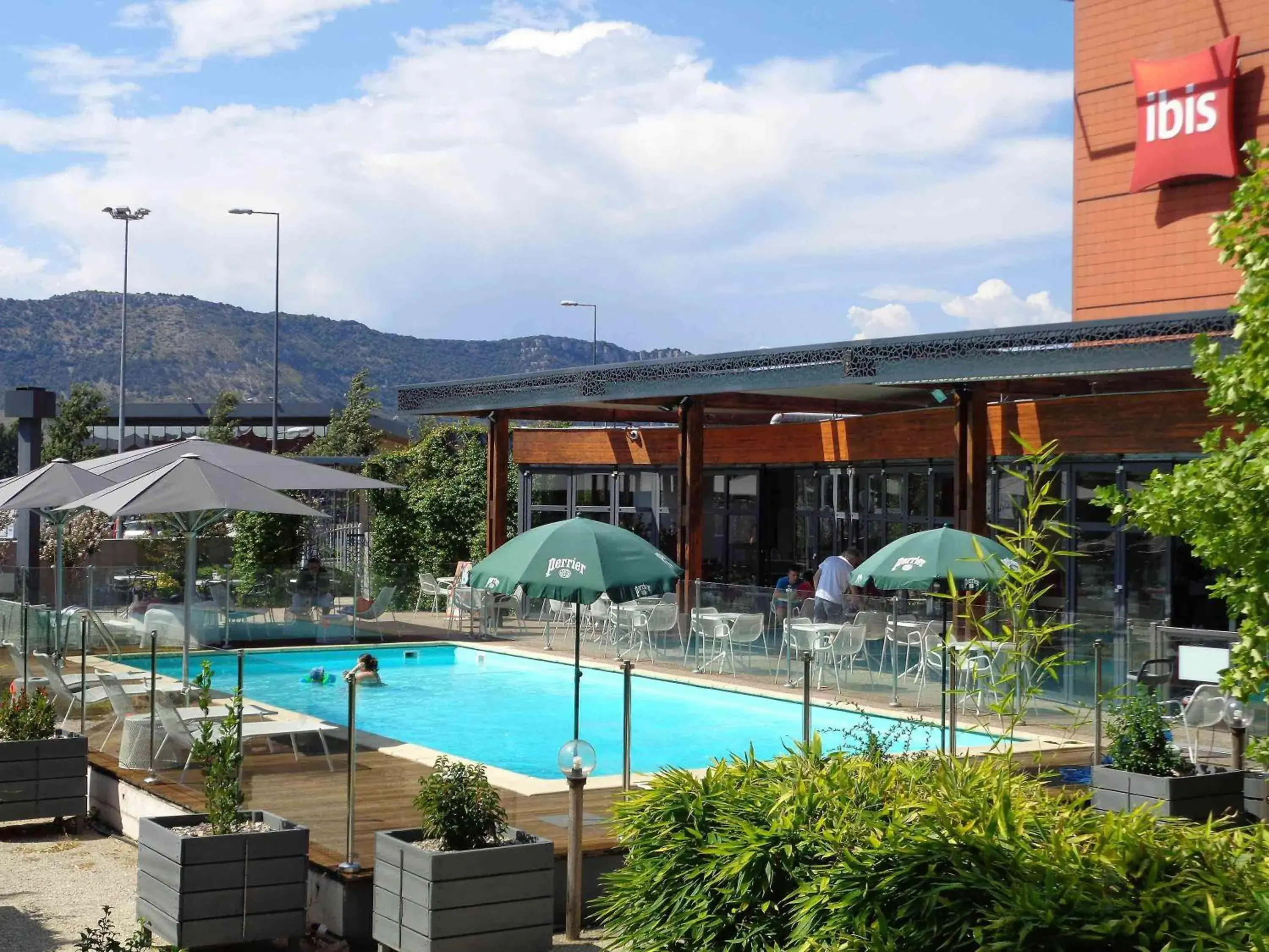 Property building in ibis Valence Sud Property building in ibis Valence Sud