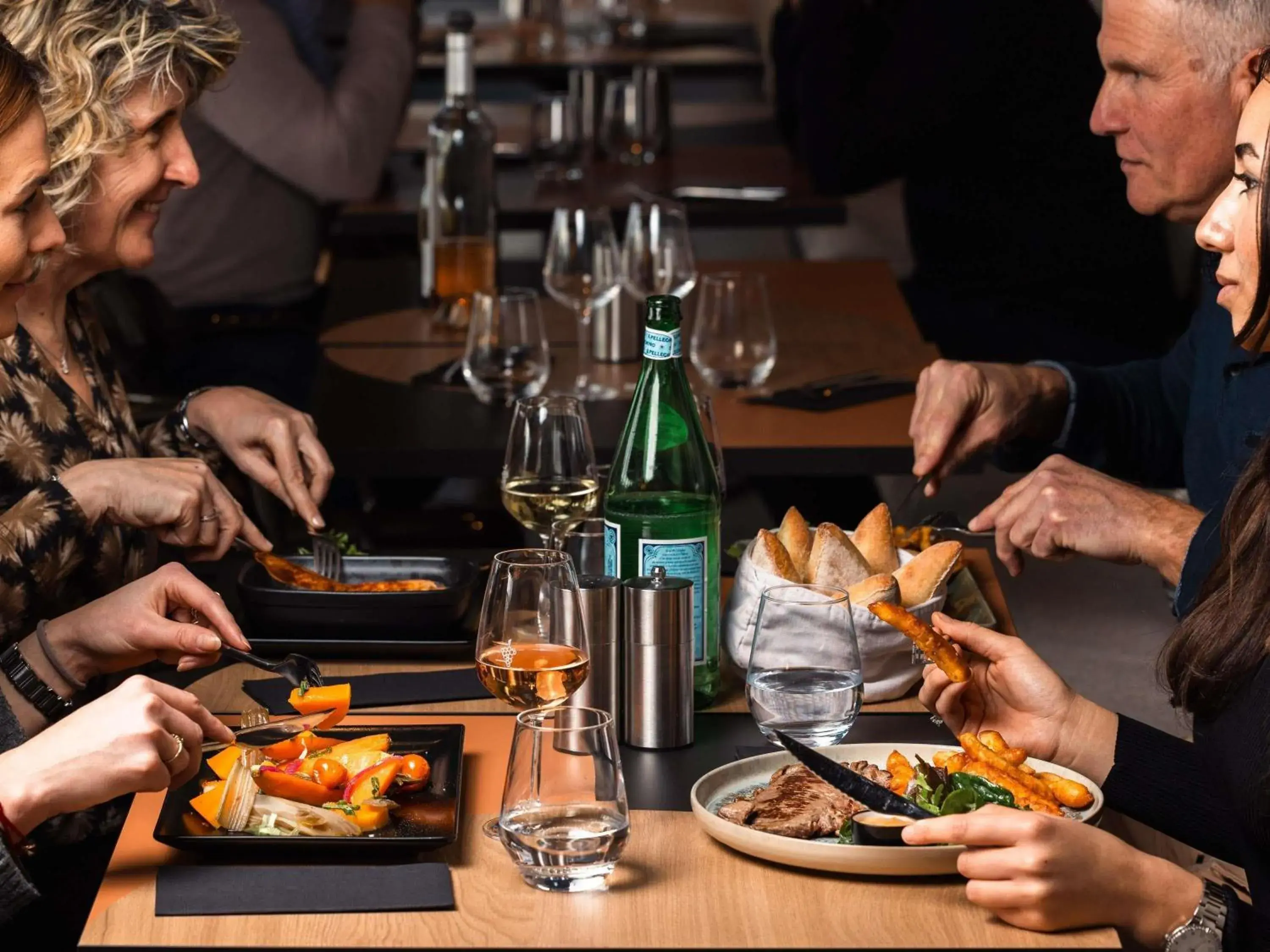 Restaurant/places to eat in ibis Valence Sud Restaurant/places to eat in ibis Valence Sud