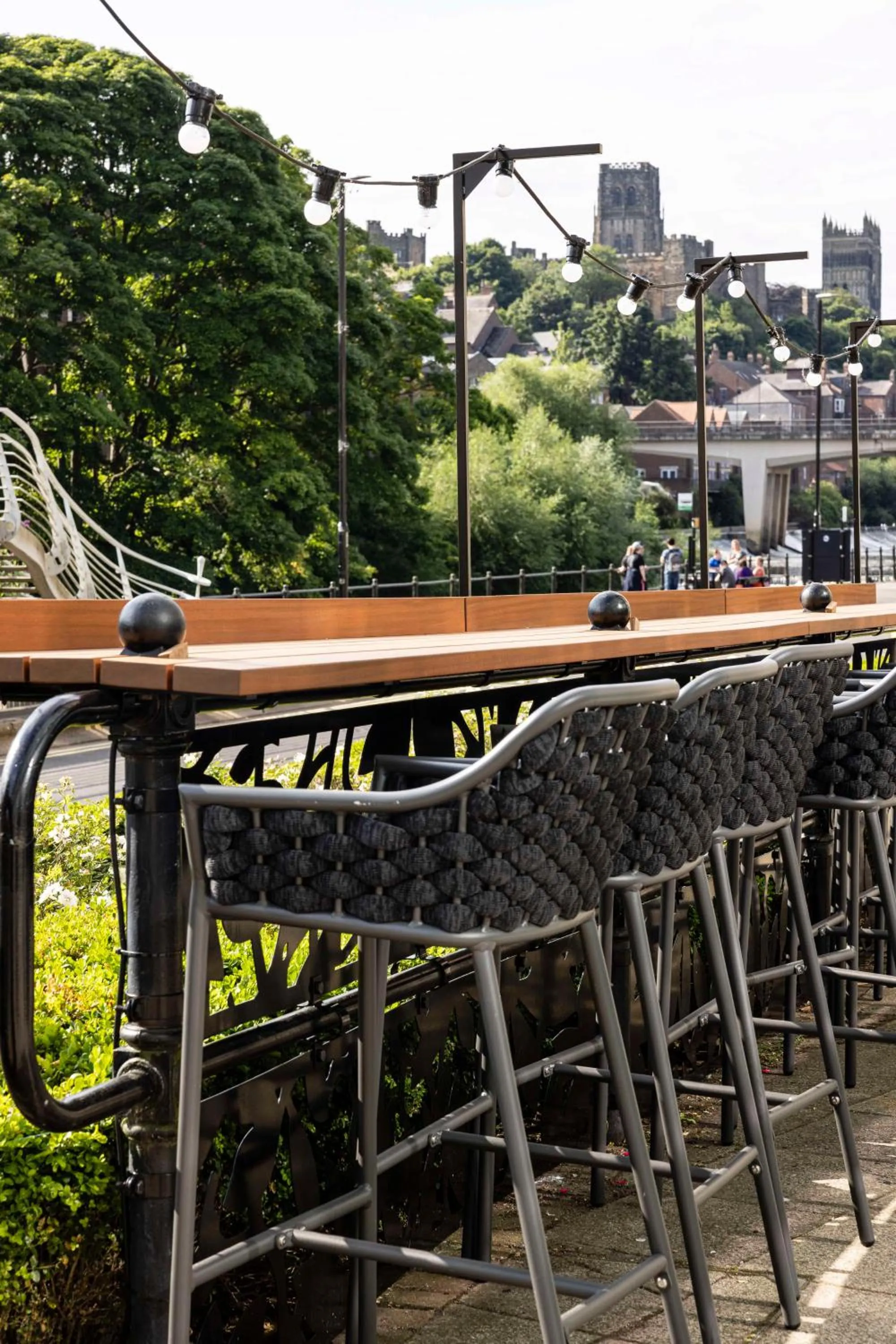 Lounge or bar in Radisson Blu Hotel, Durham