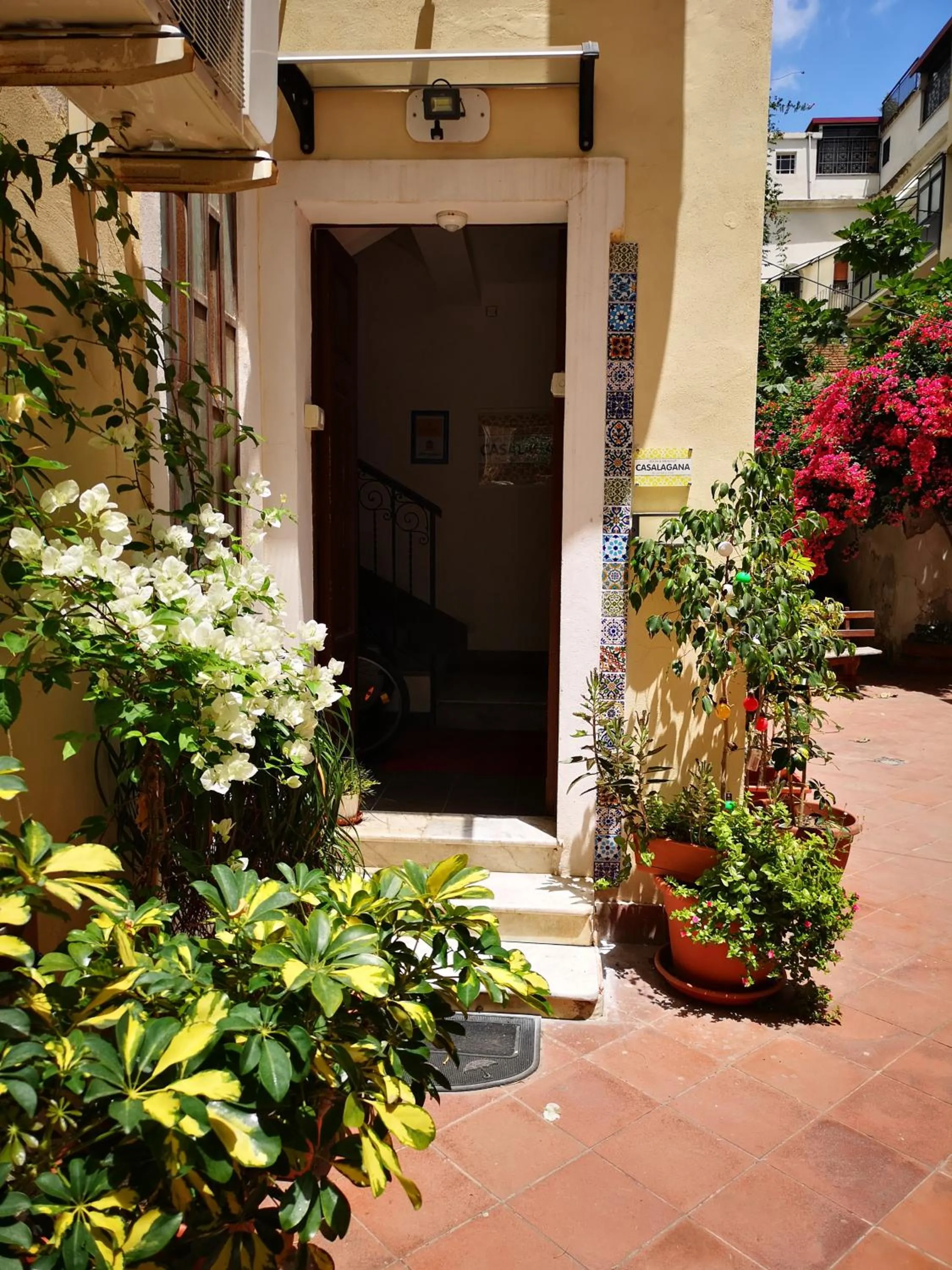 Facade/entrance in B&B Casa Laganà