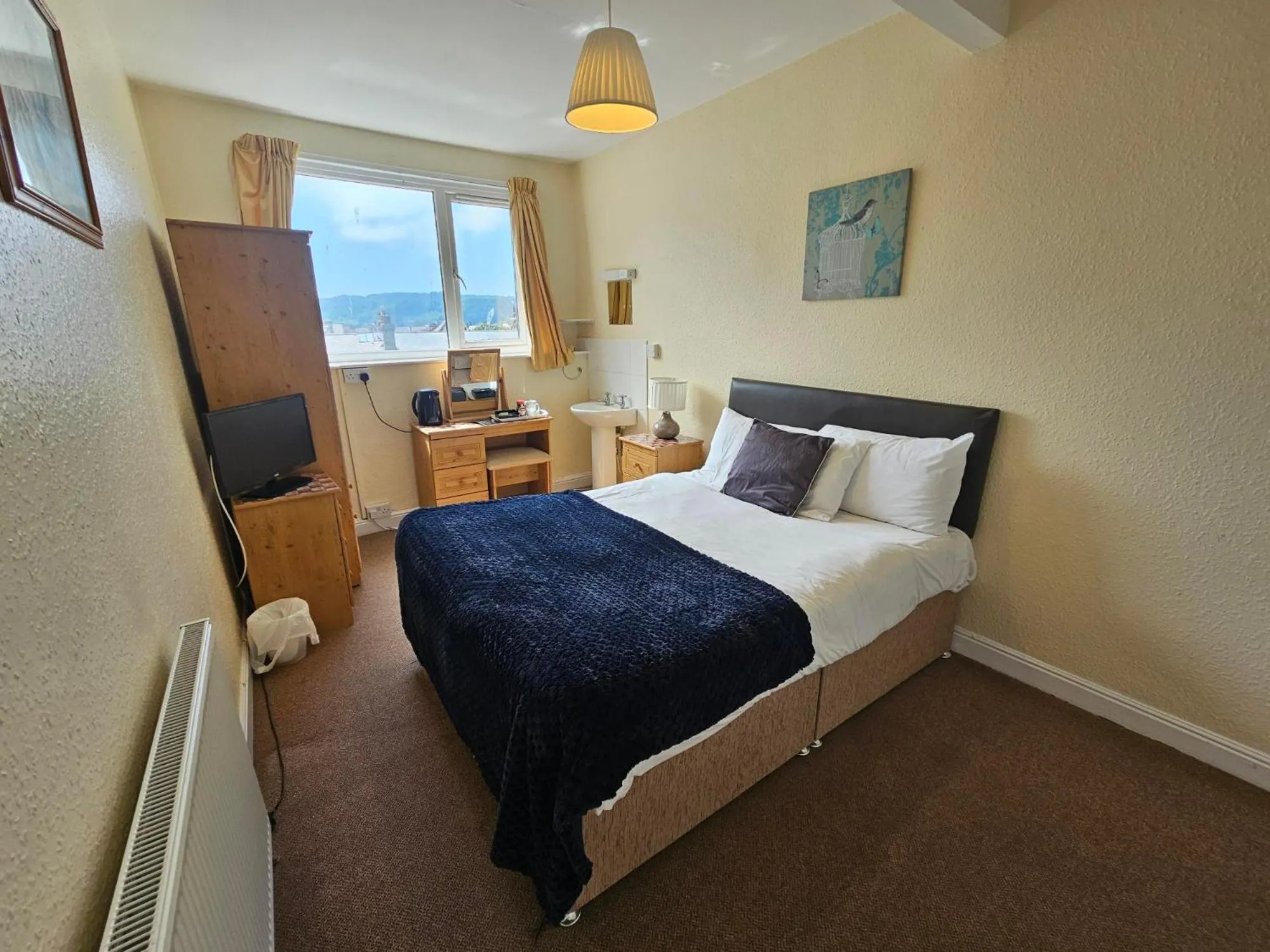 Bedroom, Bed in Rivelyn Hotel Bar & Restaurant