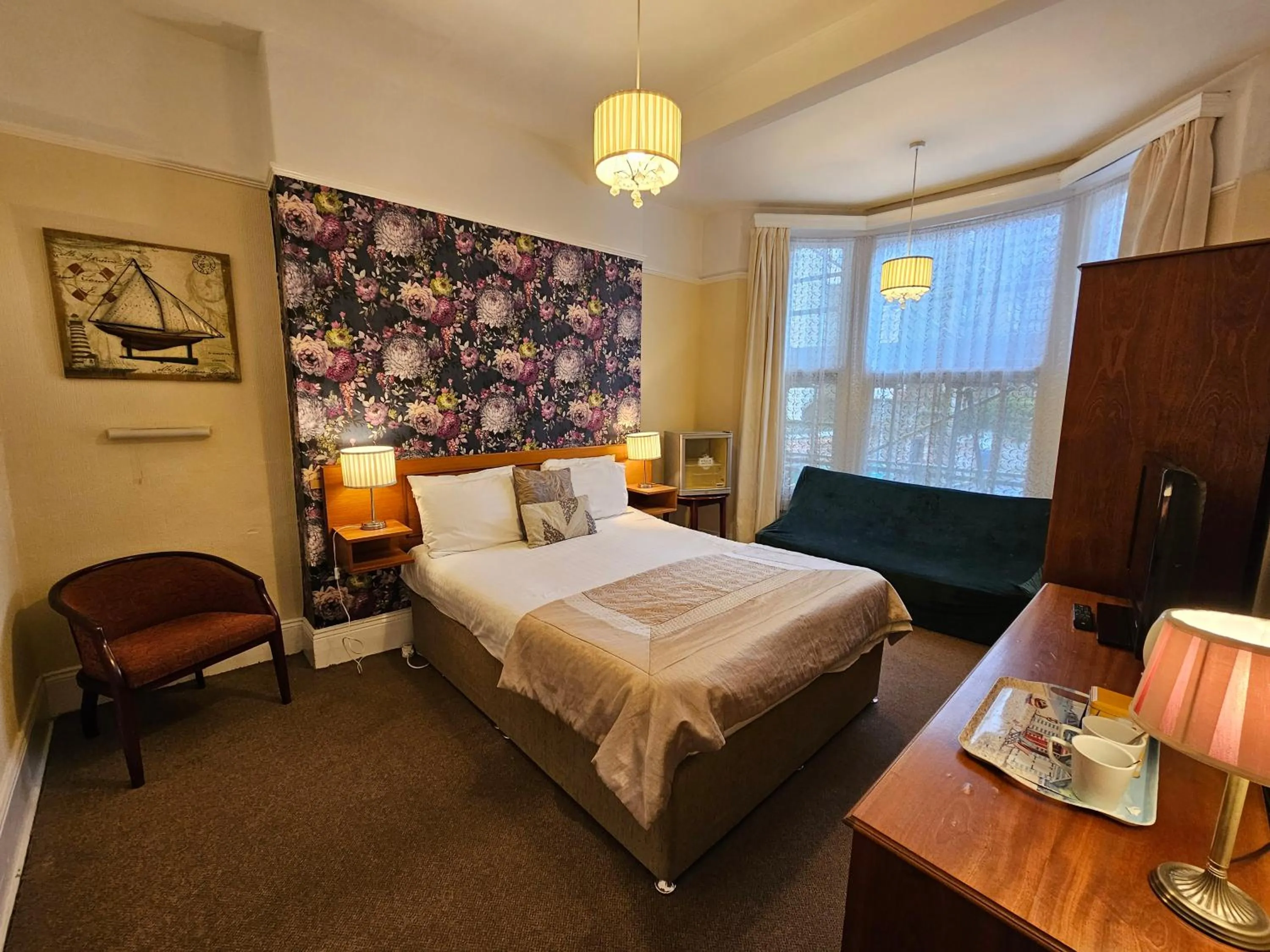 Bedroom, Bed in Rivelyn Hotel Bar & Restaurant