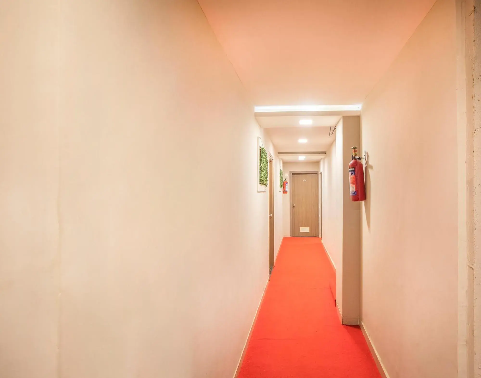 Lobby or reception in FabExpress Silver Lake - Nr BKC Lobby or reception in FabExpress Silver Lake - Nr BKC