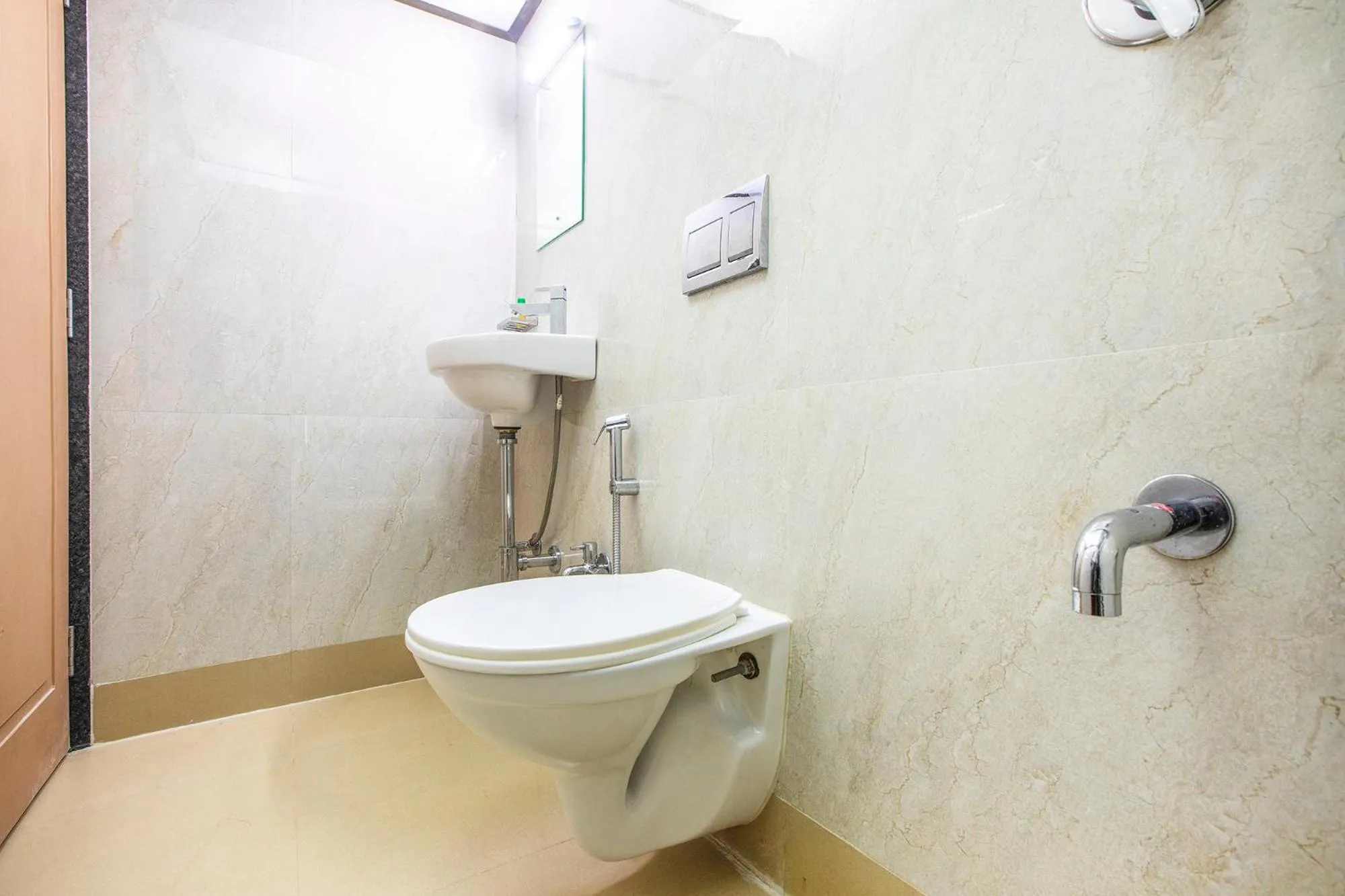 Bathroom in FabExpress Silver Lake - Nr BKC