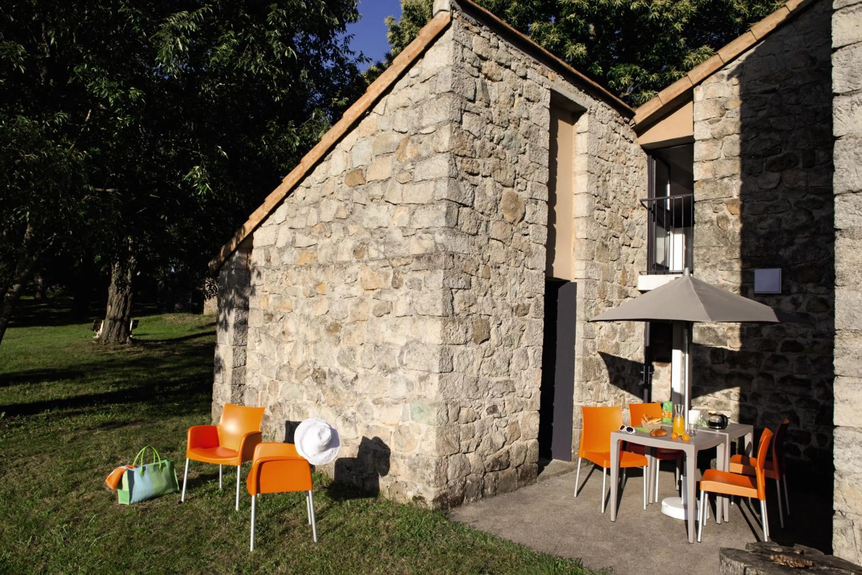 Patio in Terres de France - Le Domaine des Vans
