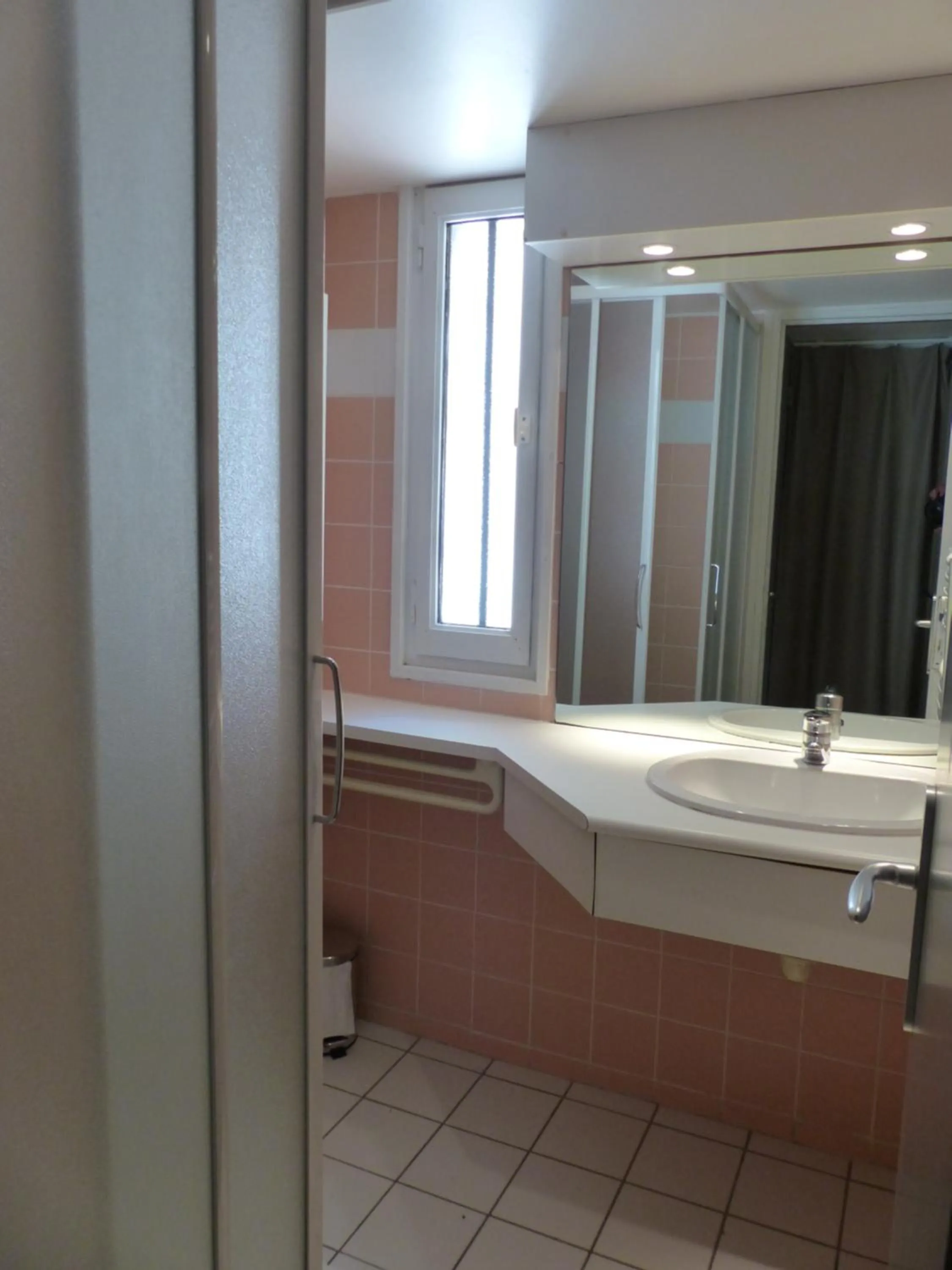 Shower in Terres de France - Le Domaine des Vans