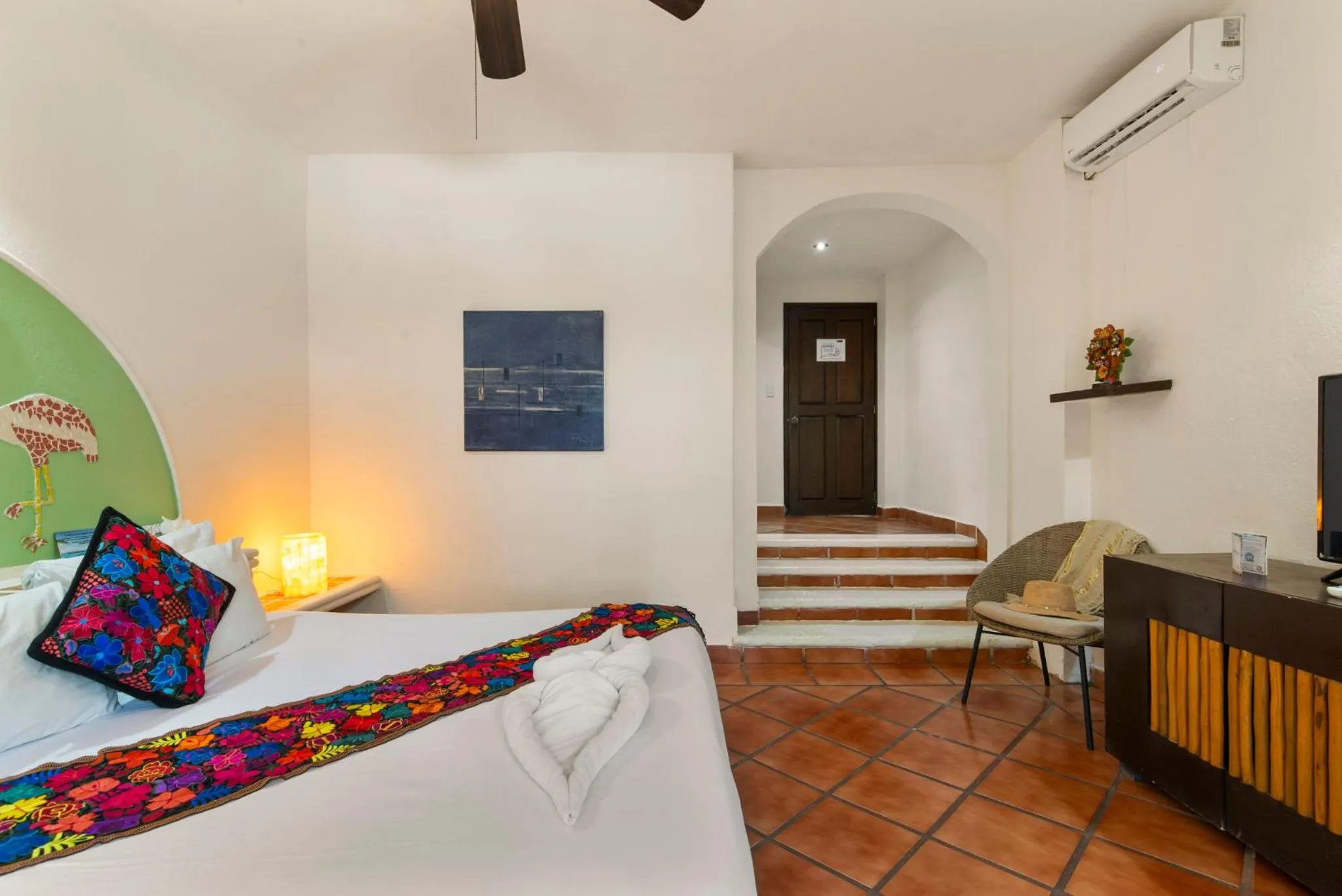 Photo of the whole room, Bed in Hotel Riviera Del Sol