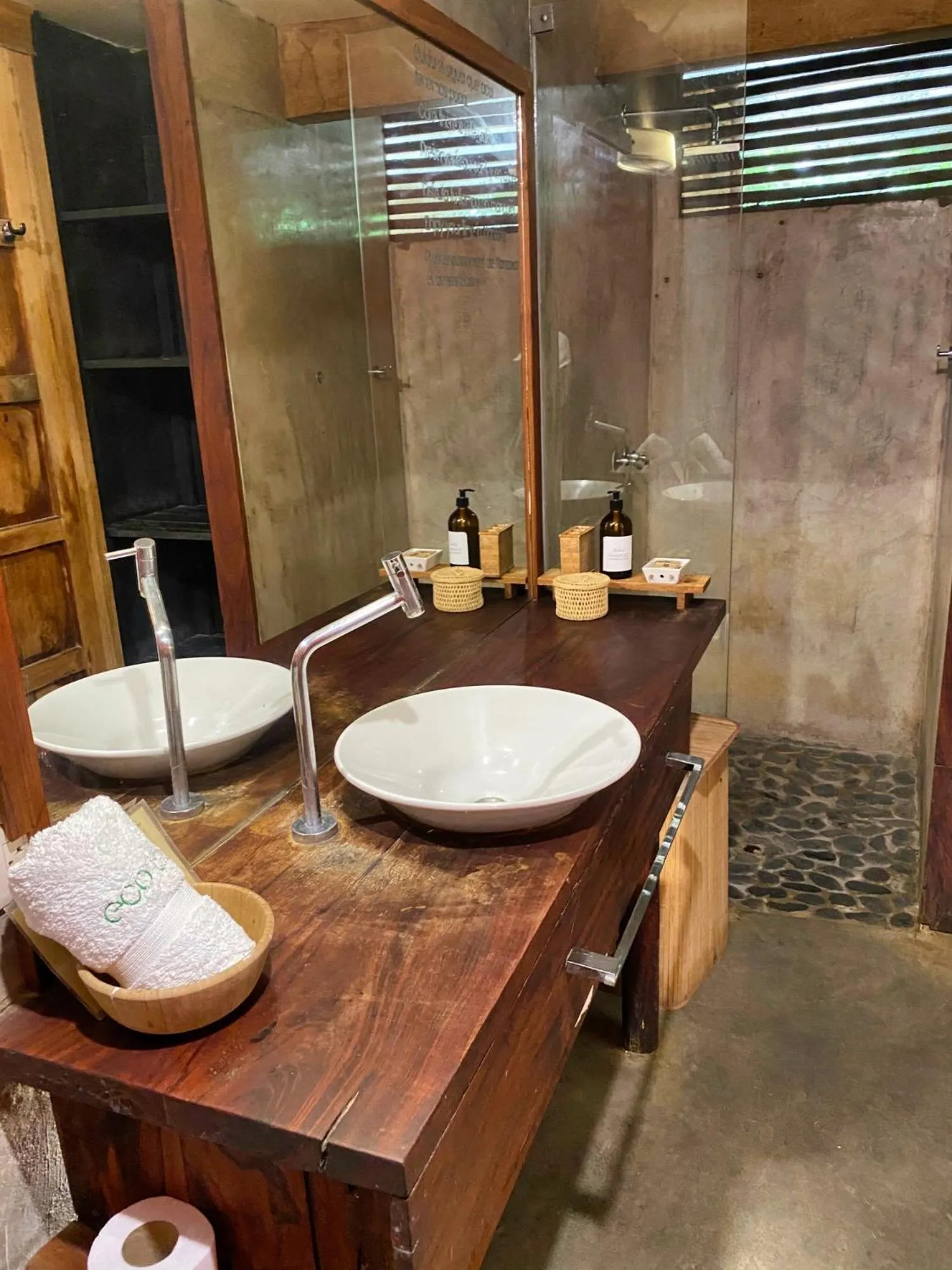 Shower in Eco Lodge Mancora