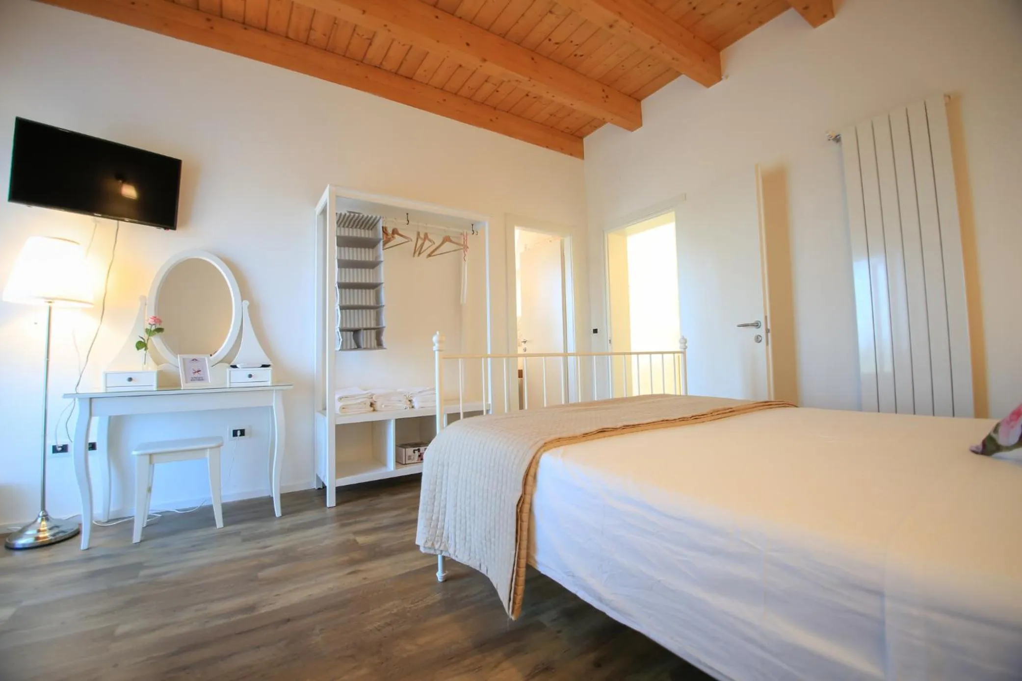 Photo of the whole room, Bed in B&B Dimora ROSSIPINTI