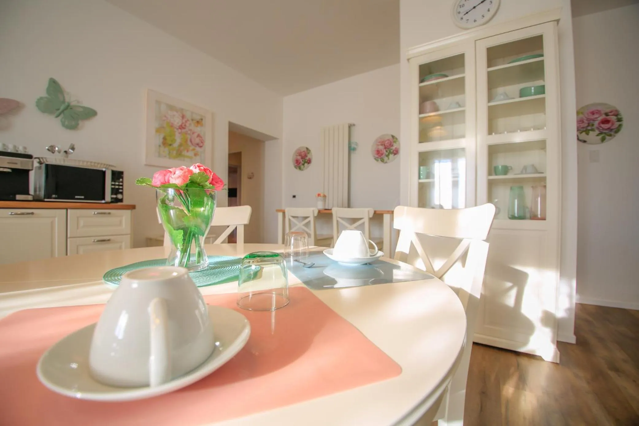 Communal lounge/ TV room in B&B Dimora ROSSIPINTI