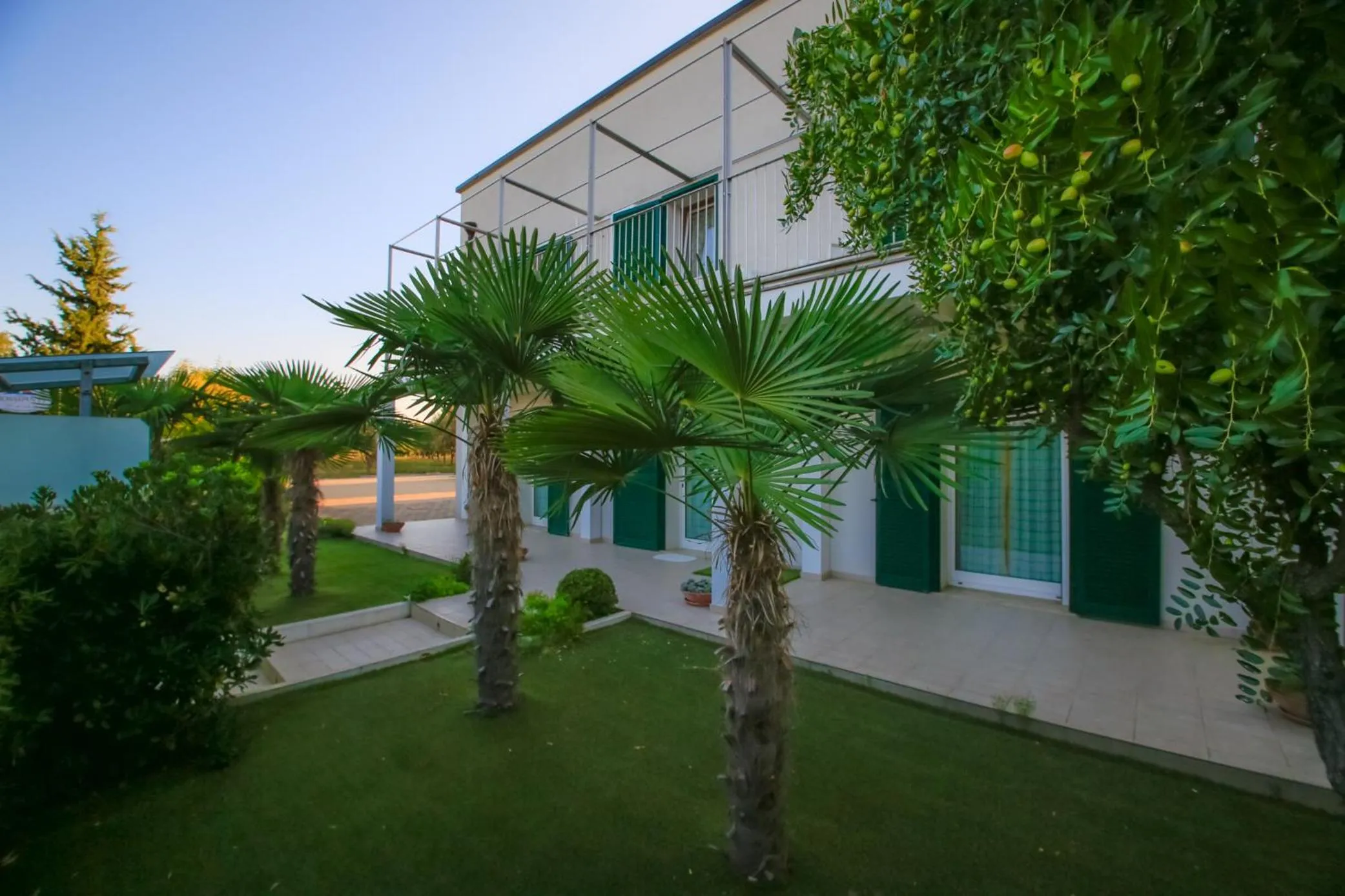 Garden in B&B Dimora ROSSIPINTI