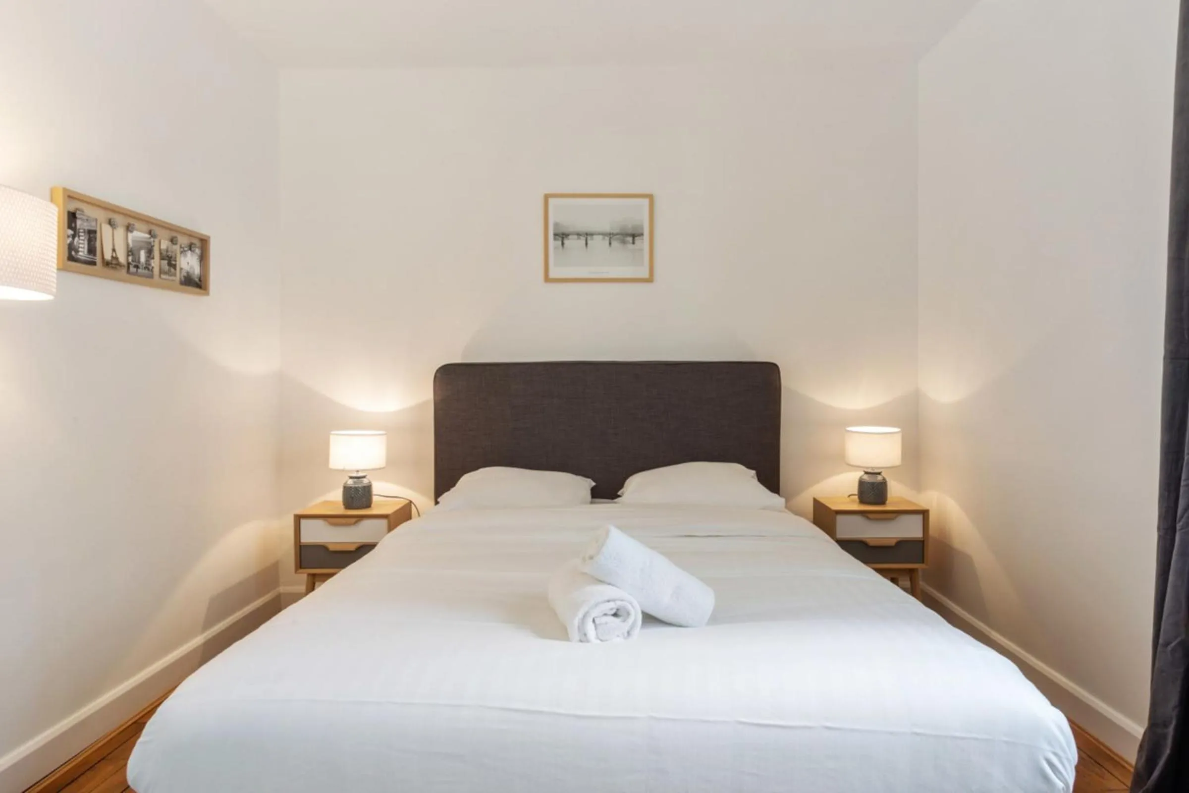 Bed in Appartement du Marché St Honoré - Welkeys