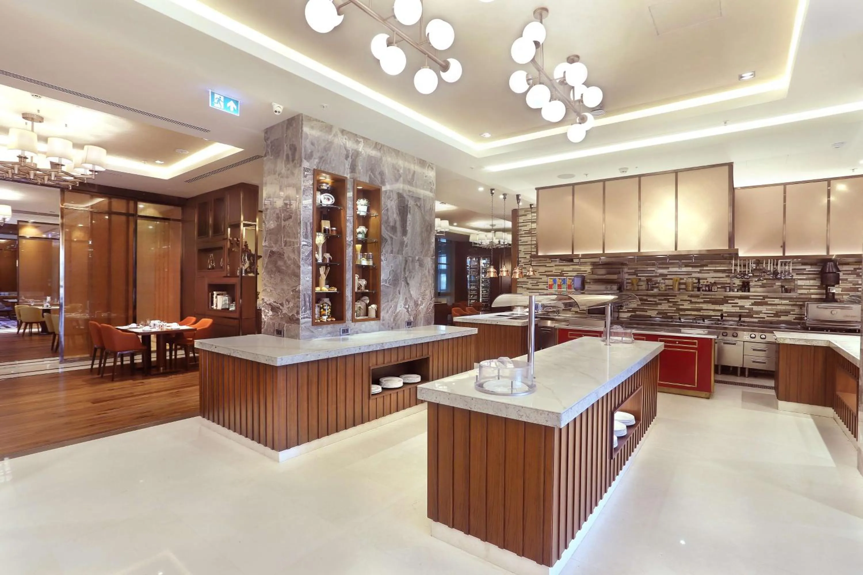 Restaurant/places to eat in DoubleTree By Hilton Skopje