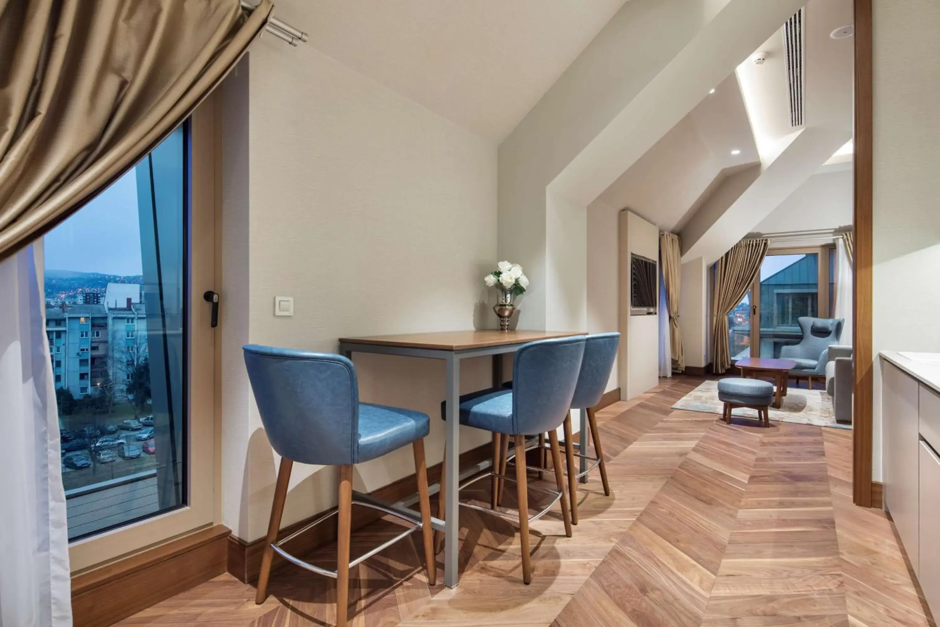 Living room in DoubleTree By Hilton Skopje Living room in DoubleTree By Hilton Skopje