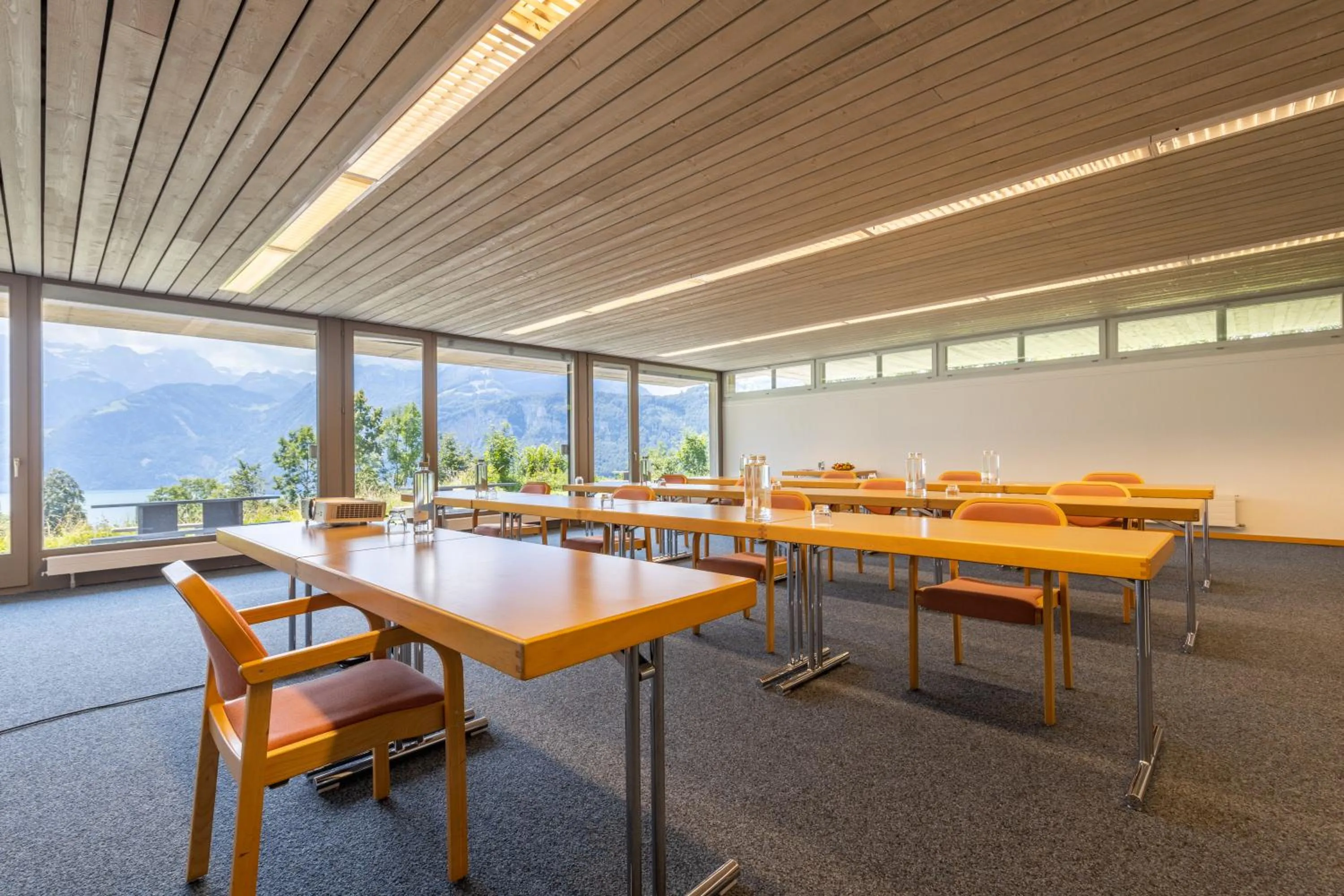 Meeting/conference room in B&B Hotel Mattli Übernachtung Frühstück