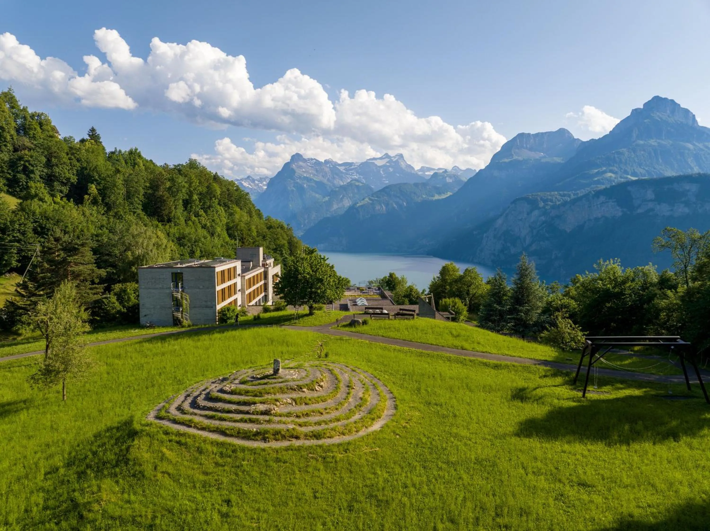 Garden in B&B Hotel Mattli Übernachtung Frühstück