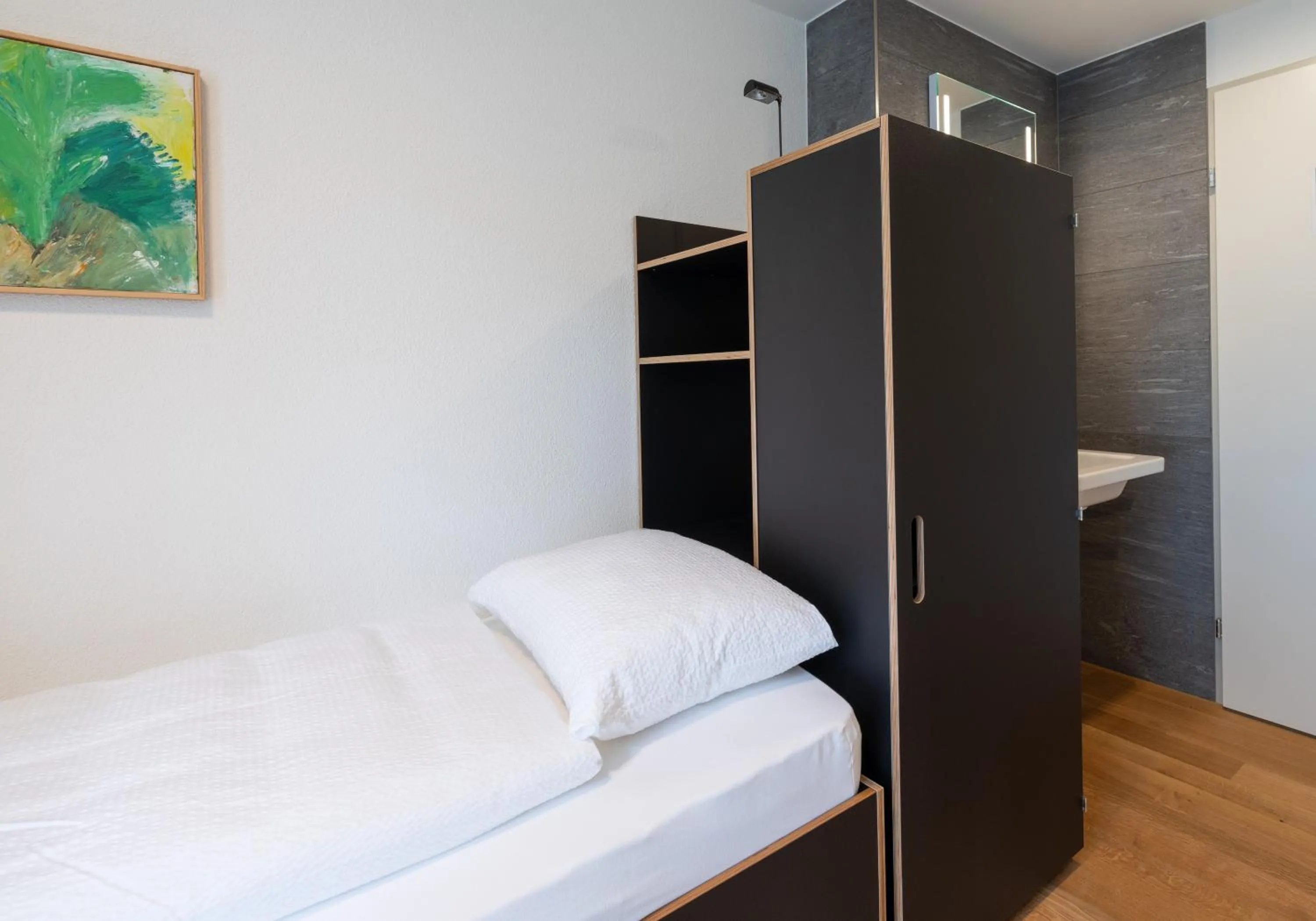 Photo of the whole room, Bed in B&B Hotel Mattli Übernachtung Frühstück