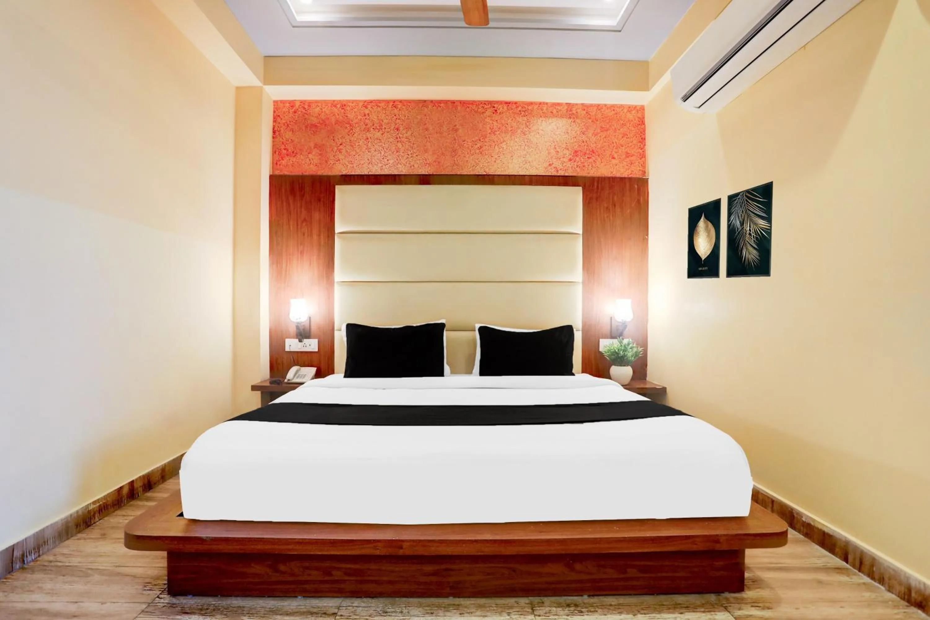 Bedroom, Bed in Super Townhouse Oak Pacify Hills