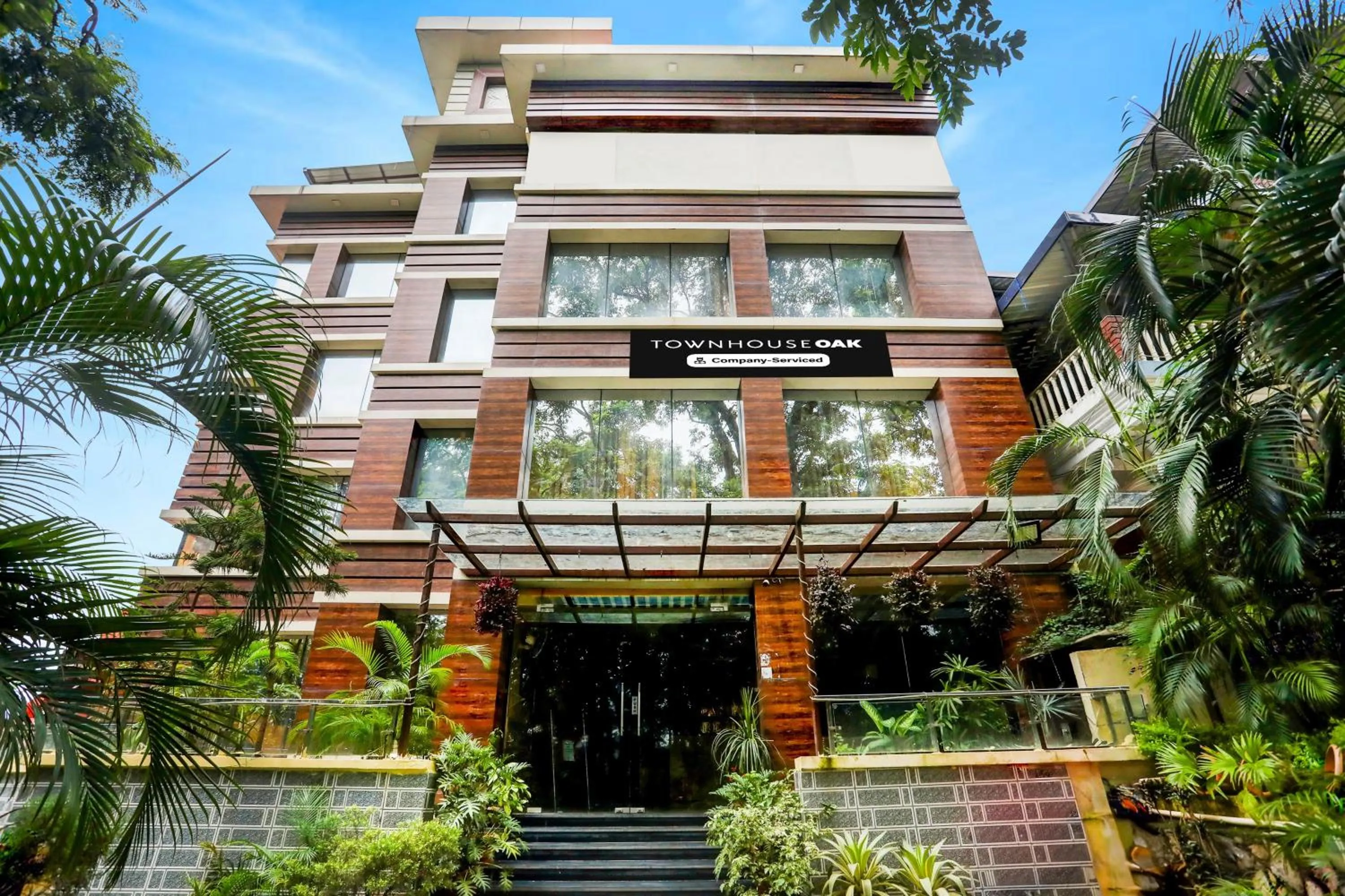 Super Townhouse Oak Pacify Hills