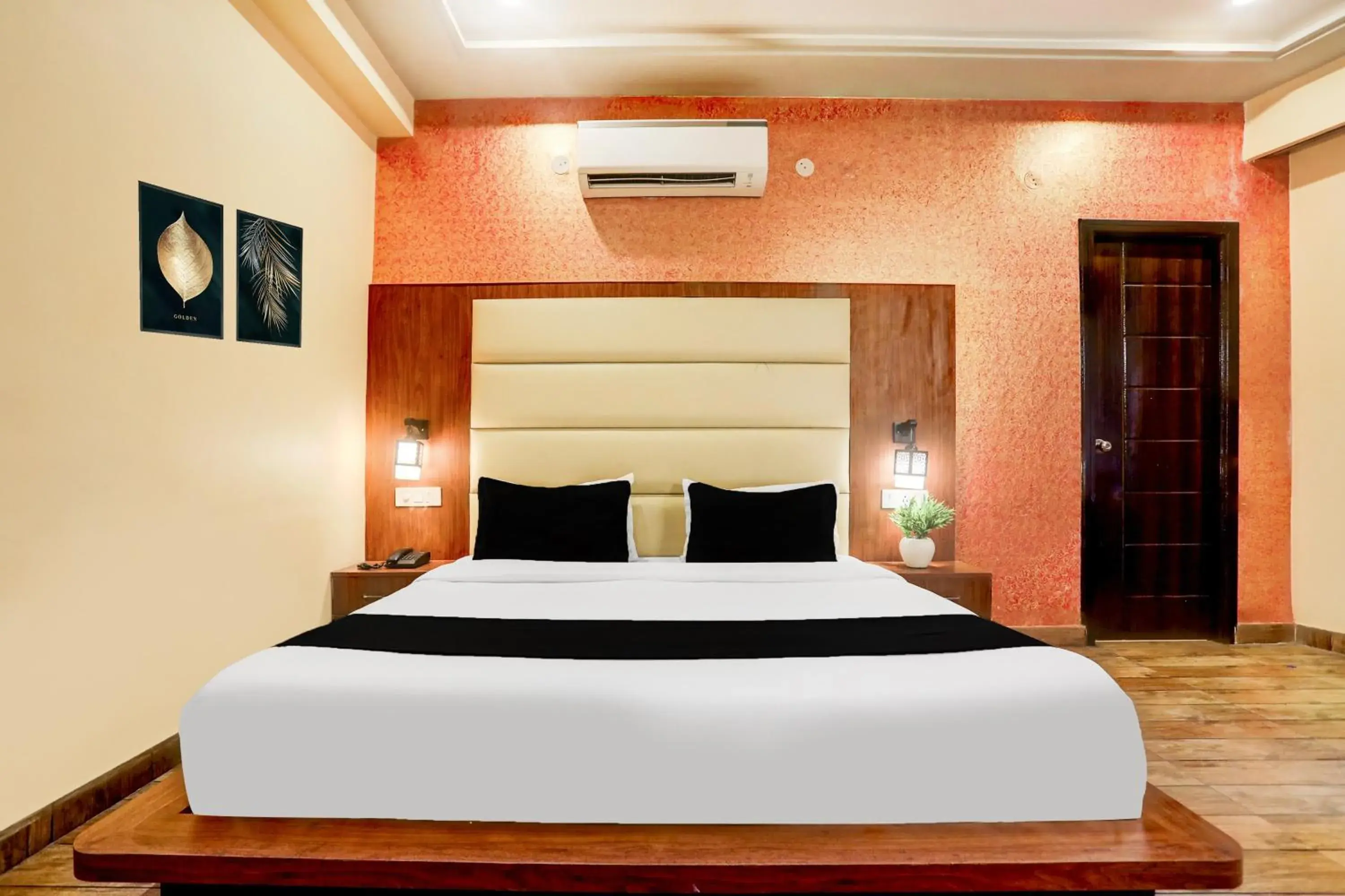 Bedroom, Bed in Super Townhouse Oak Pacify Hills Bedroom, Bed in Super Townhouse Oak Pacify Hills