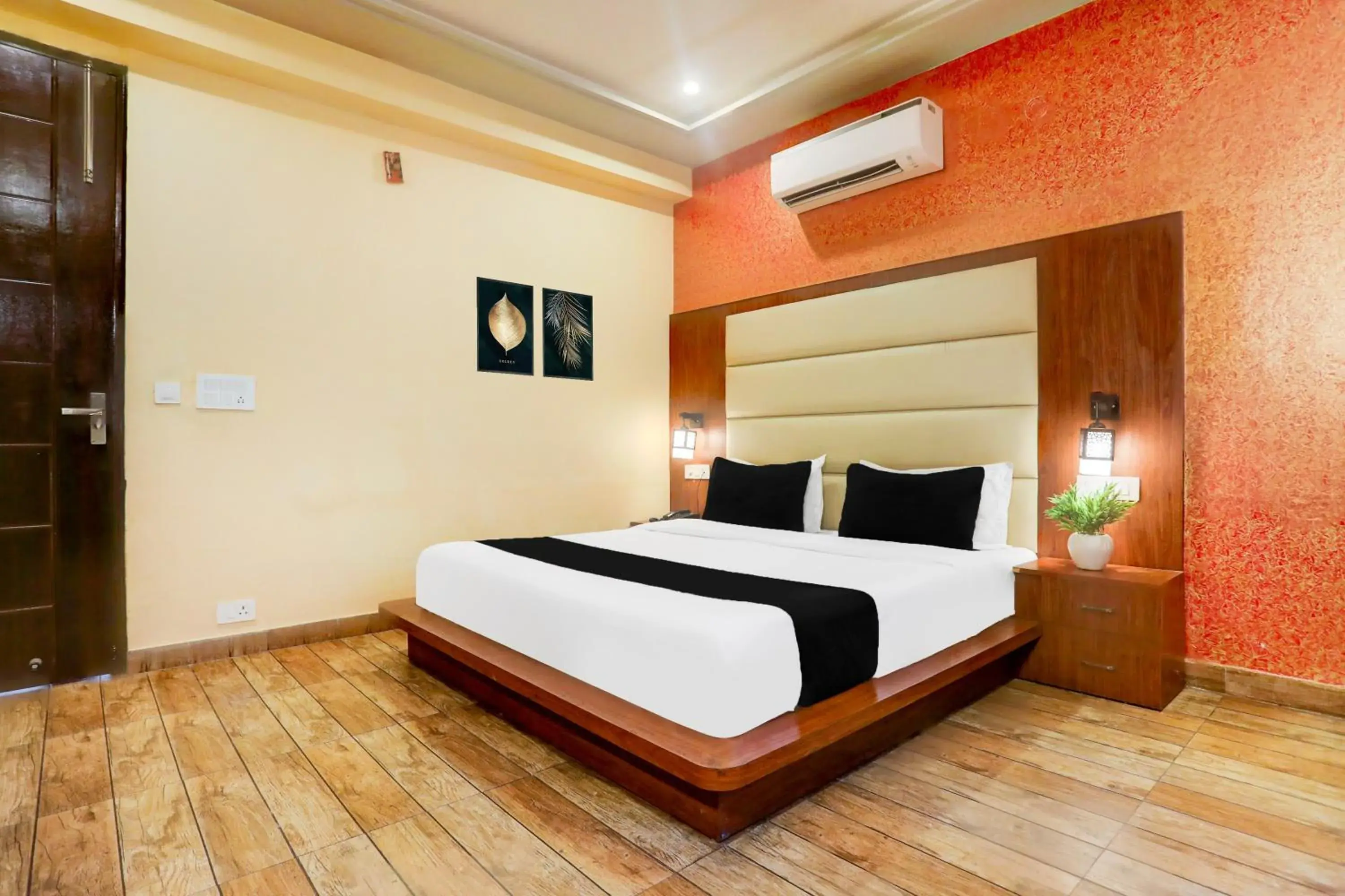 Bedroom, Bed in Super Townhouse Oak Pacify Hills Bedroom, Bed in Super Townhouse Oak Pacify Hills