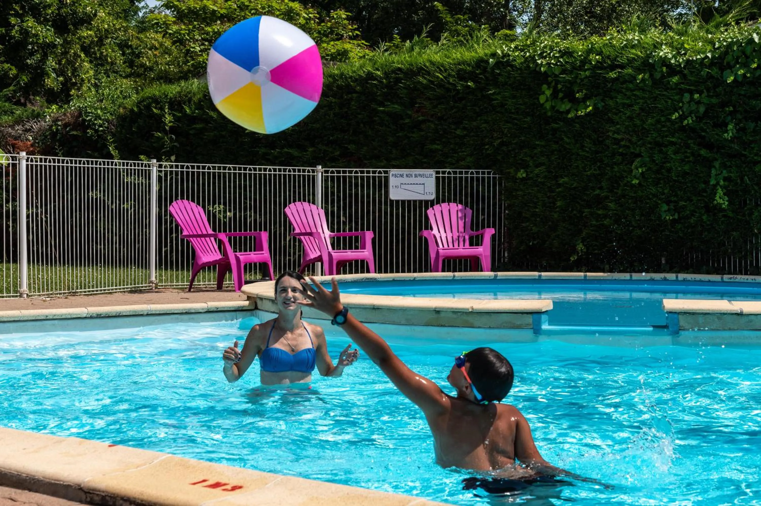 Swimming pool in Le Domaine du Cèdre